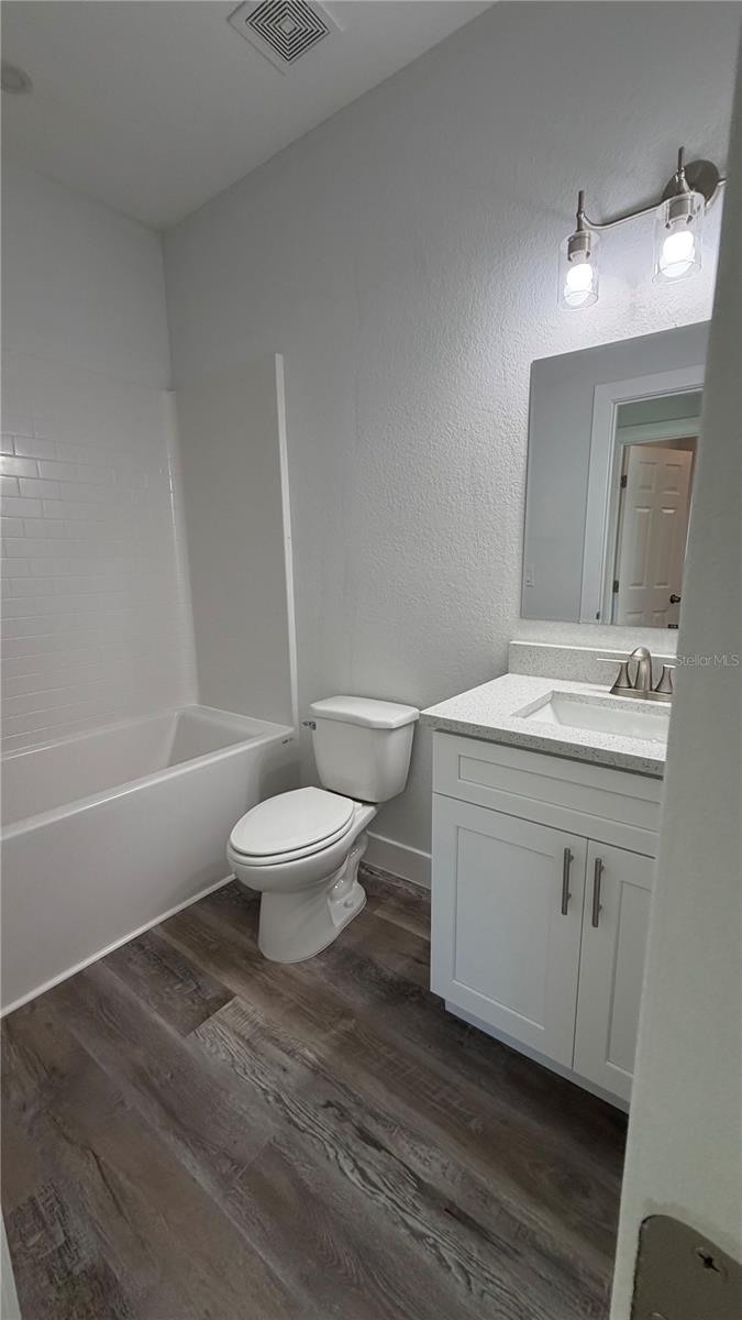 Image 14 of 20 For 27475 Treadmill Drive