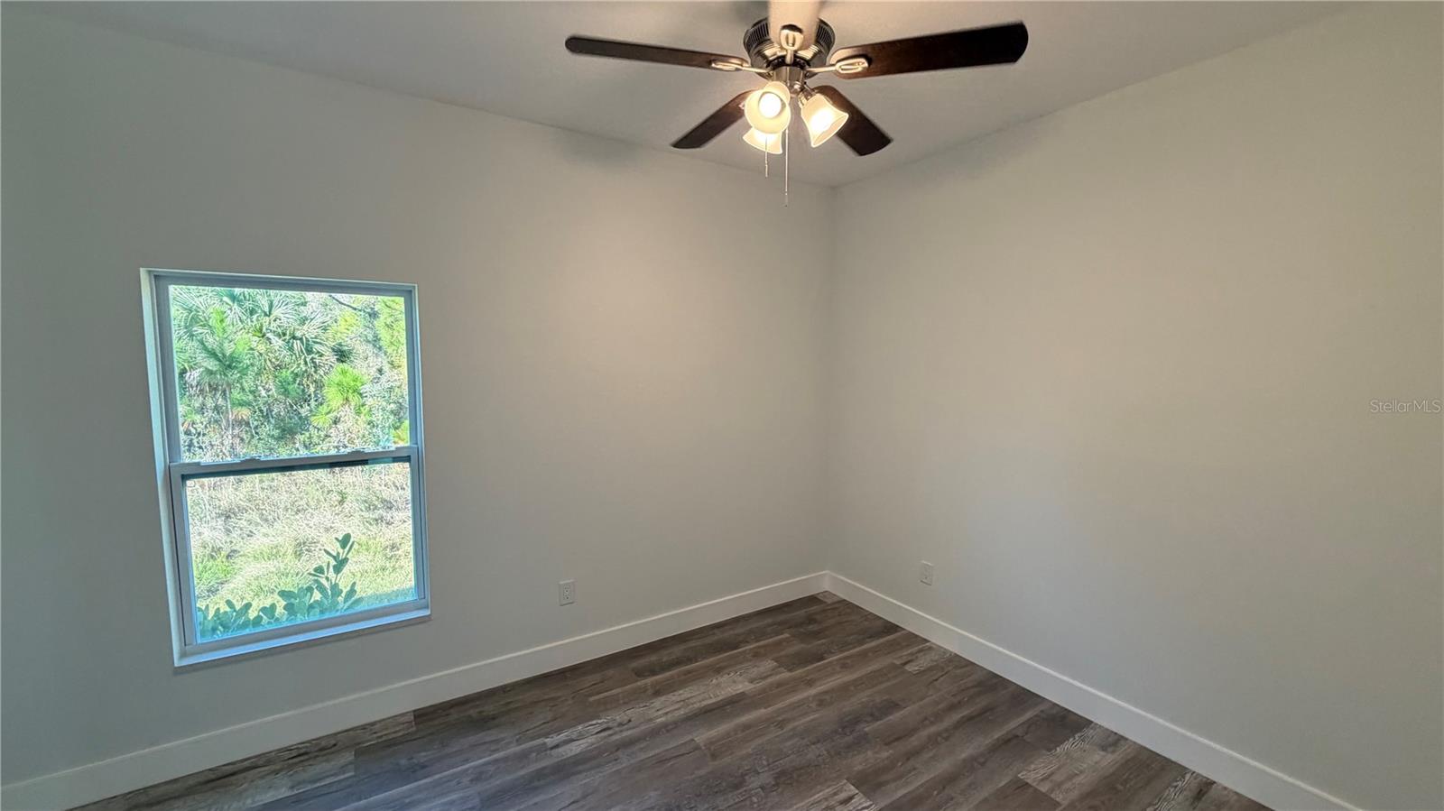 Image 6 of 20 For 27475 Treadmill Drive