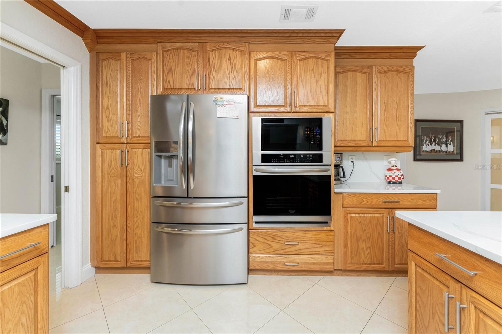 Image 17 of 80 For 740 Via Esplanade