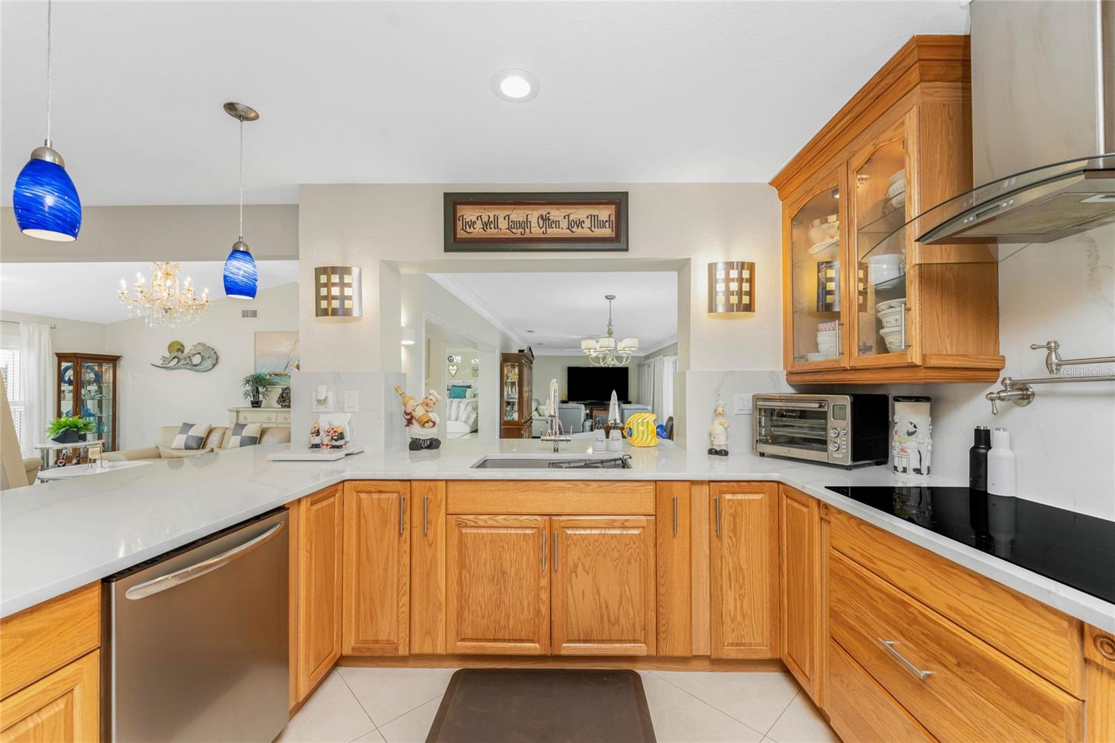 Image 18 of 80 For 740 Via Esplanade