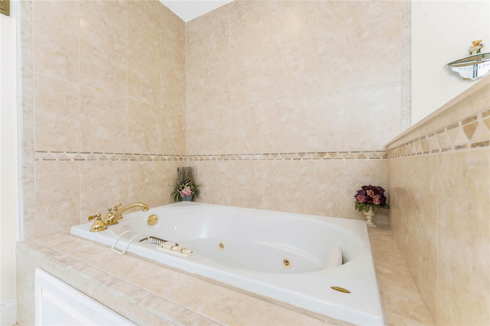 Image 48 of 80 For 740 Via Esplanade