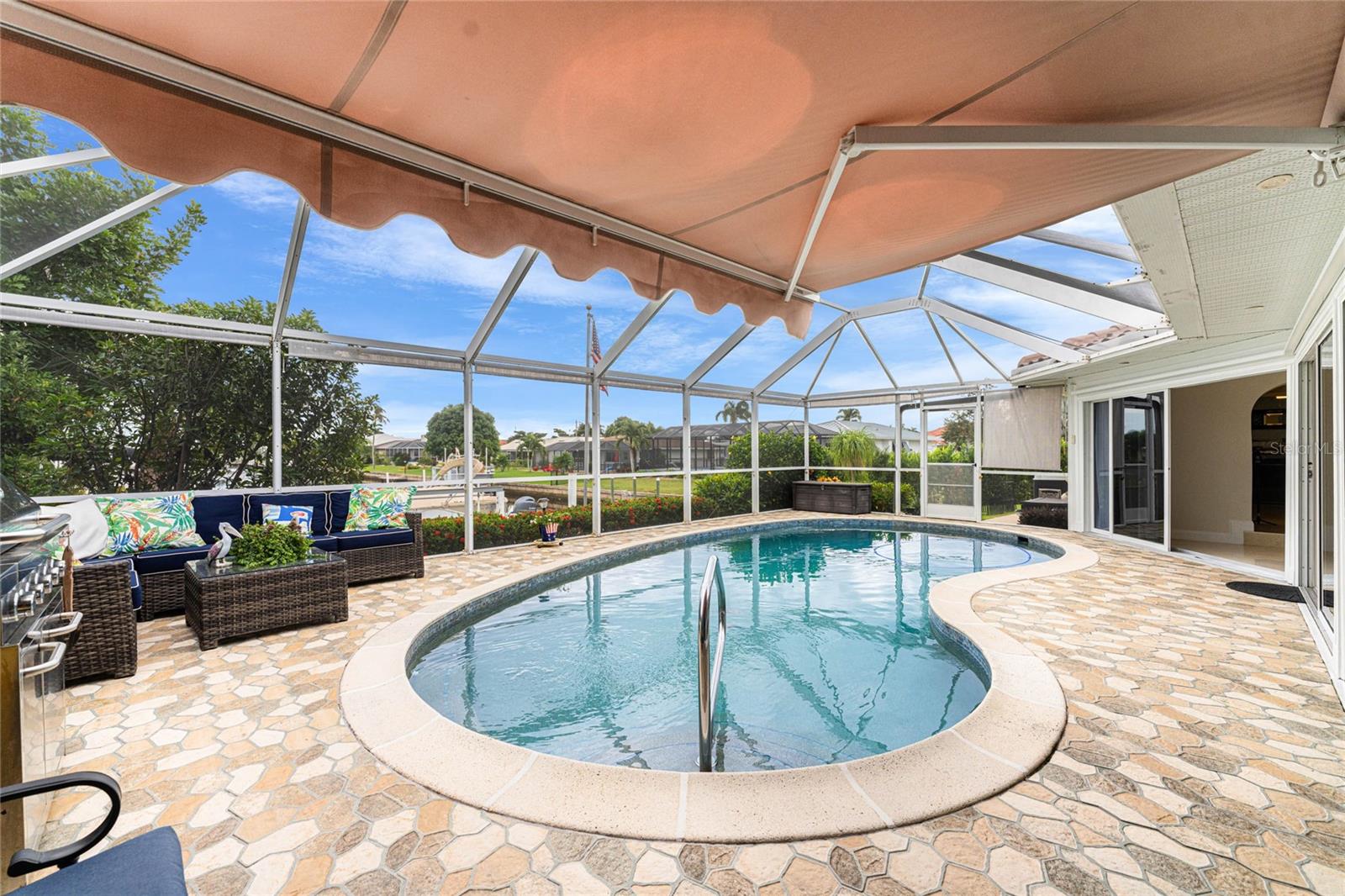 Image 52 of 80 For 740 Via Esplanade