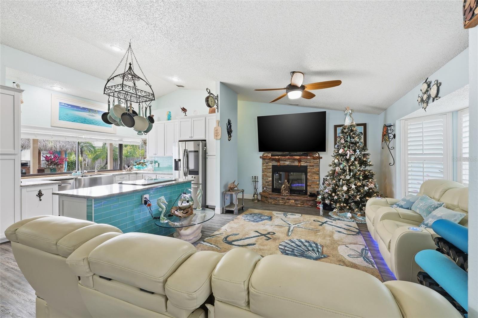 Image 2 of 29 For 320 Majestic Terrace