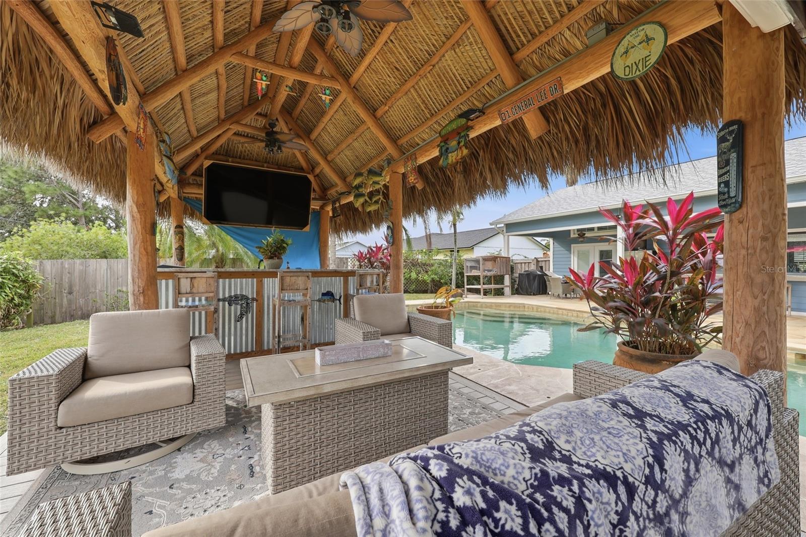 Image 24 of 29 For 320 Majestic Terrace