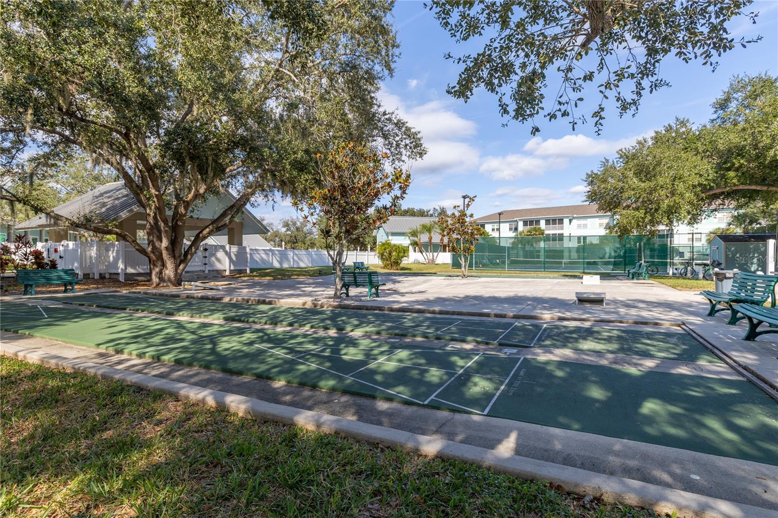 Image 38 of 39 For 19355 Water Oak Drive 105