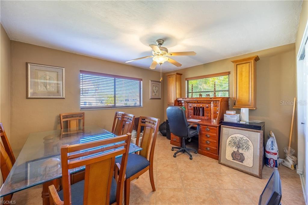 Image 17 of 47 For 1383 Harbor View Drive