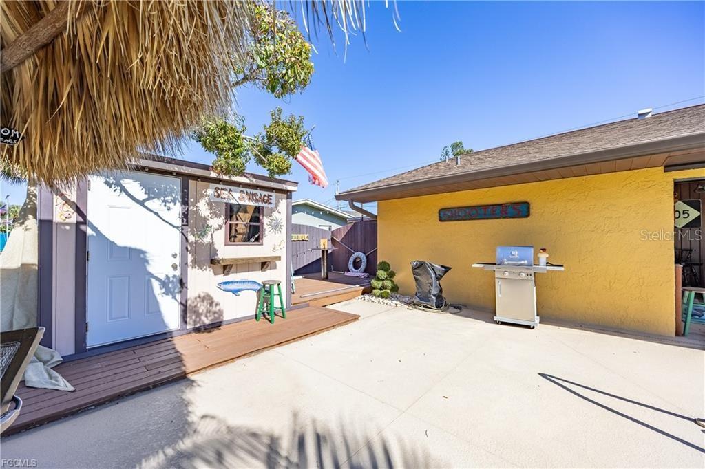 Image 23 of 47 For 1383 Harbor View Drive