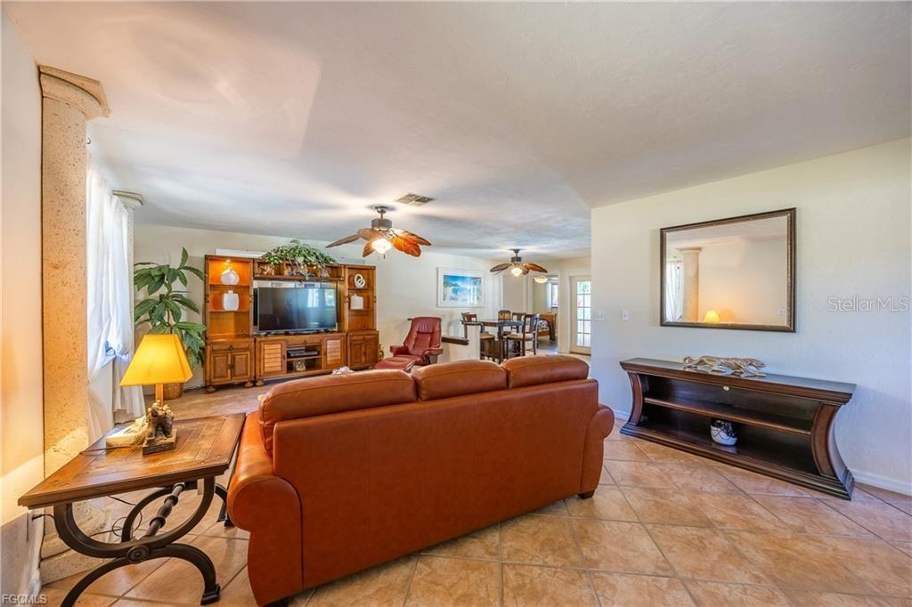 Image 5 of 47 For 1383 Harbor View Drive