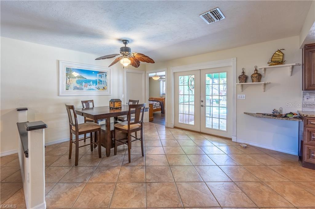 Image 7 of 47 For 1383 Harbor View Drive