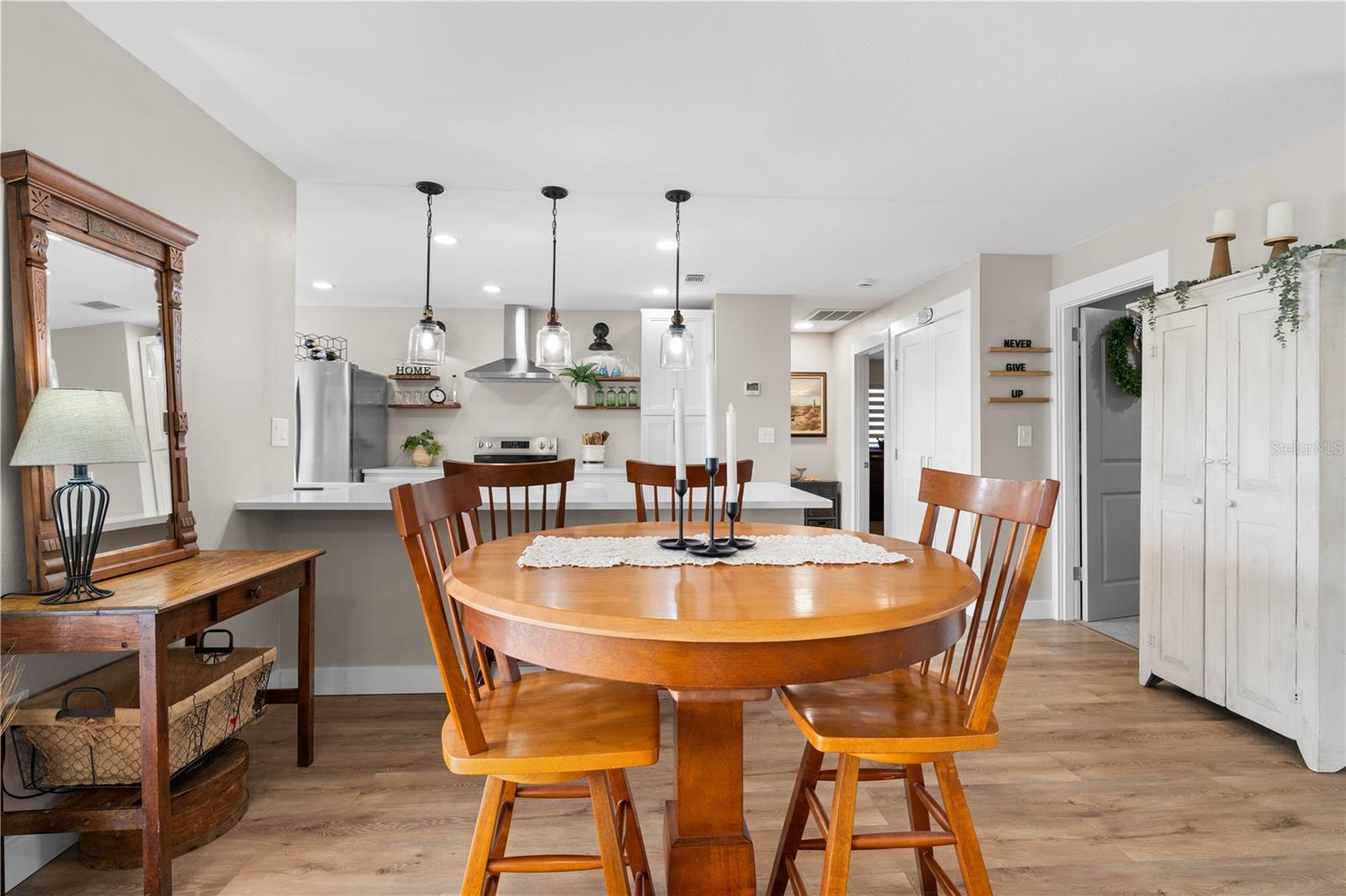 Image 25 of 59 For 1615 Via Dolce Vita