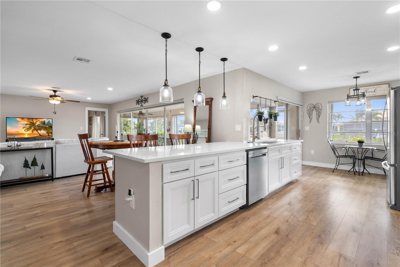 Image 27 of 59 For 1615 Via Dolce Vita