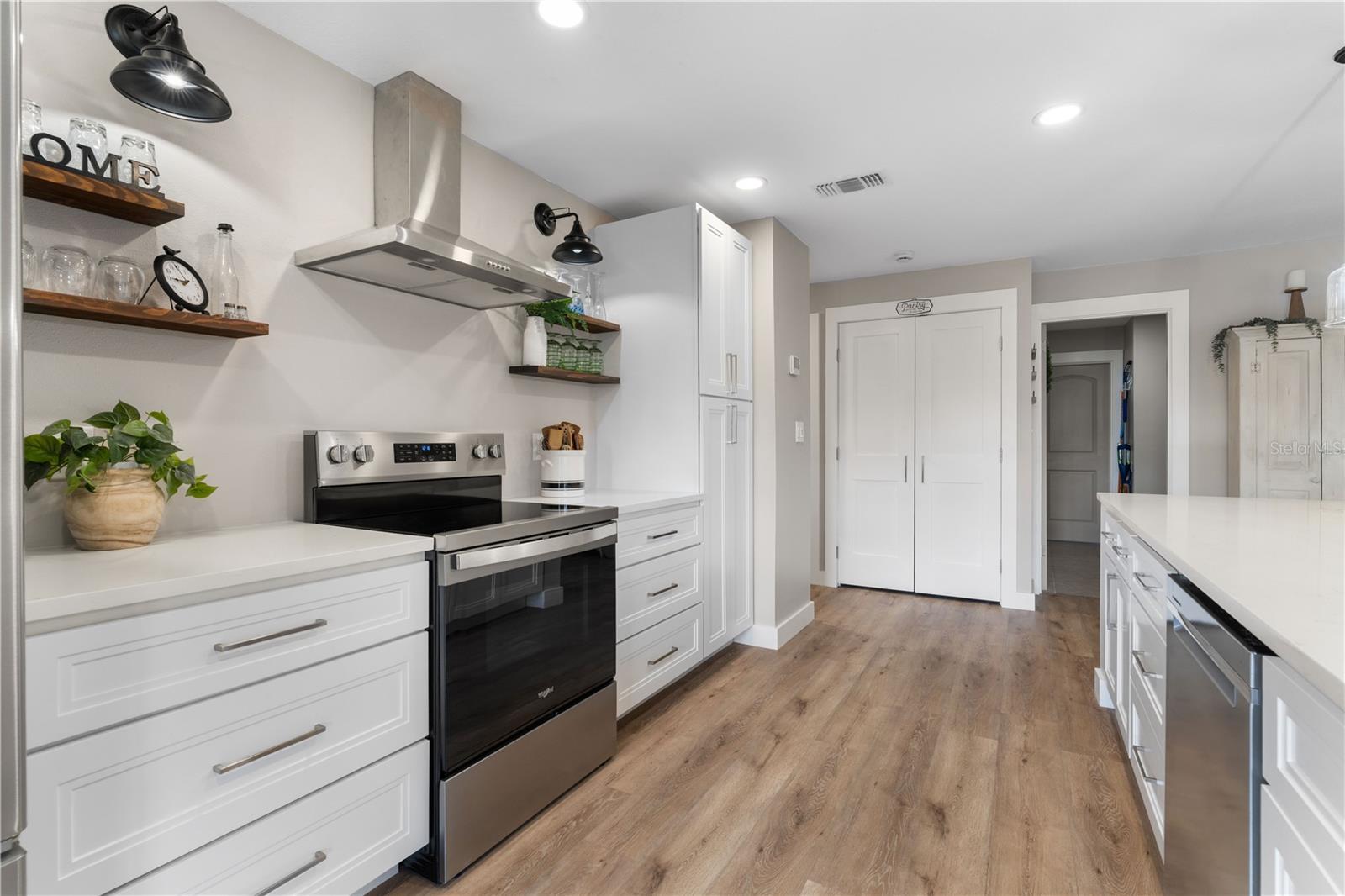 Image 28 of 59 For 1615 Via Dolce Vita