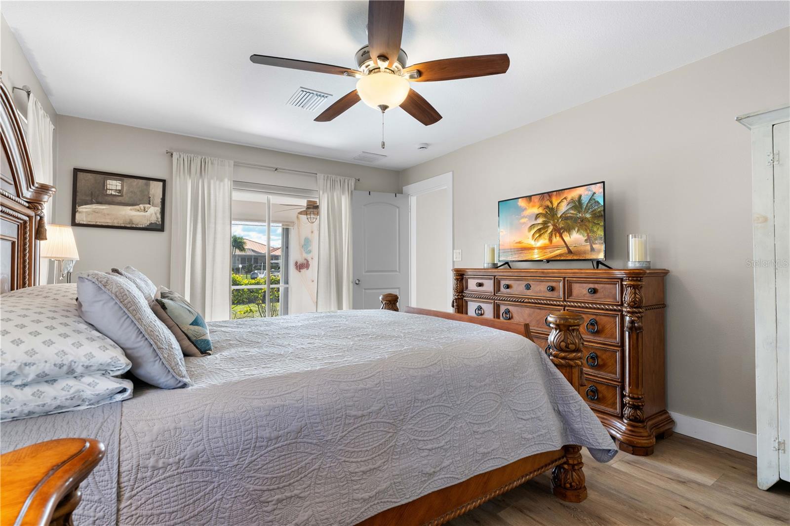 Image 38 of 59 For 1615 Via Dolce Vita