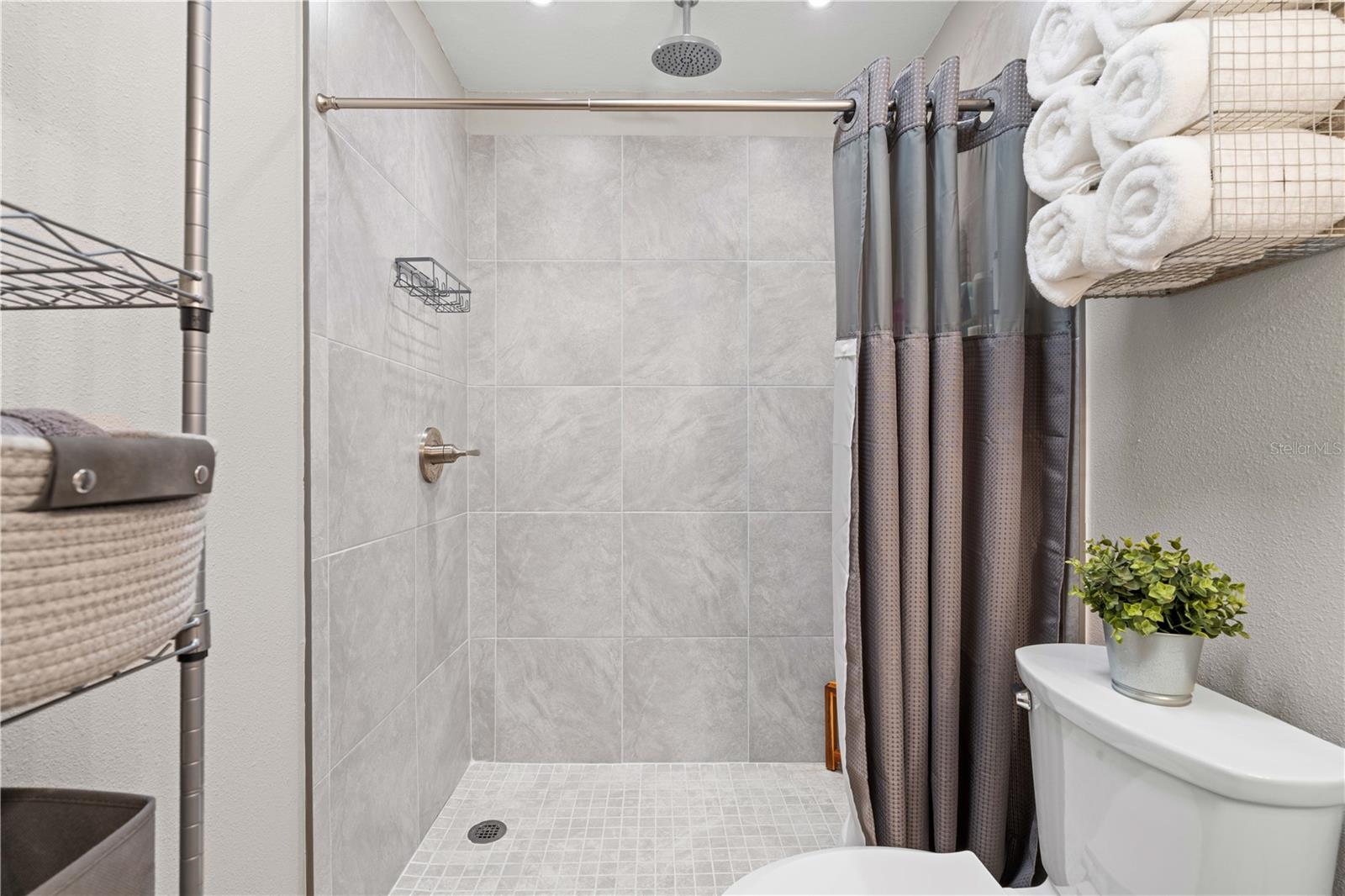 Image 40 of 59 For 1615 Via Dolce Vita