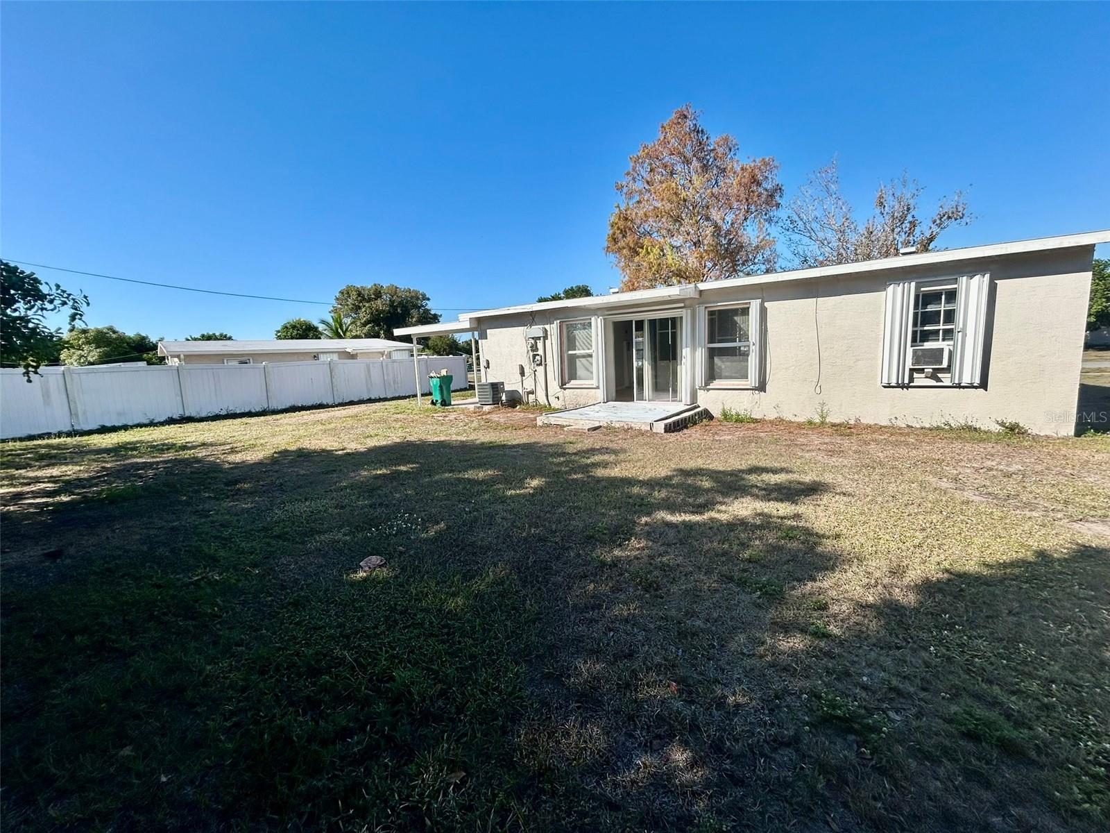 Image 12 of 12 For 21969 Beverly Avenue