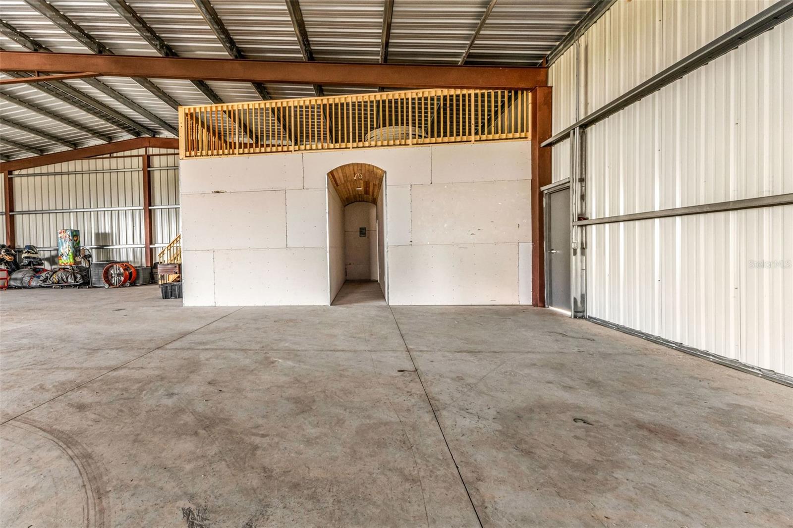 Image 18 of 74 For Nw Co Rd 661