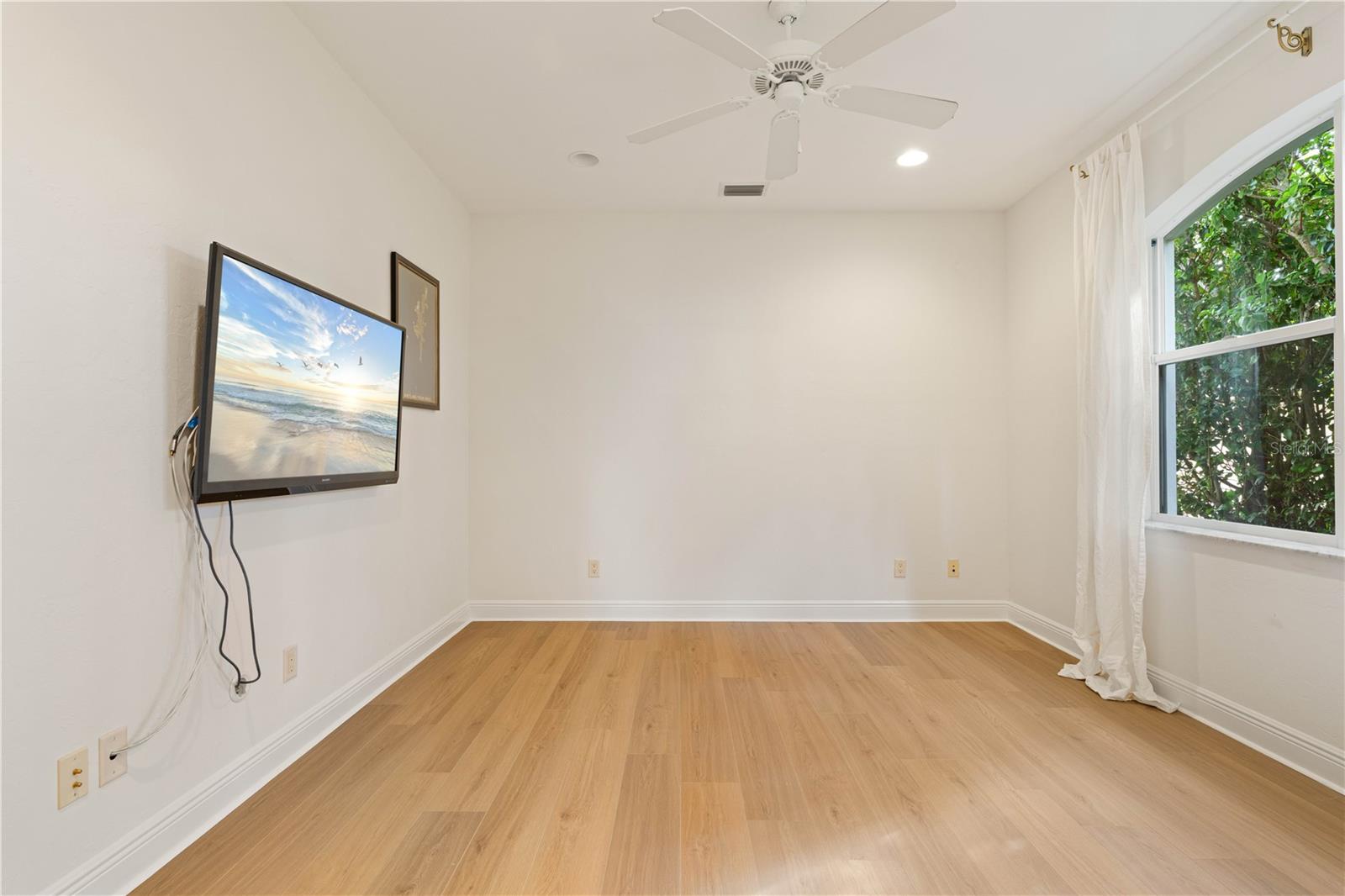 Image 53 of 80 For 2736 Mayaguana Court