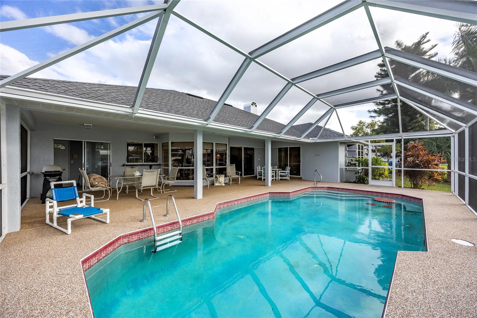 Image 30 of 47 For 3316 19th Place