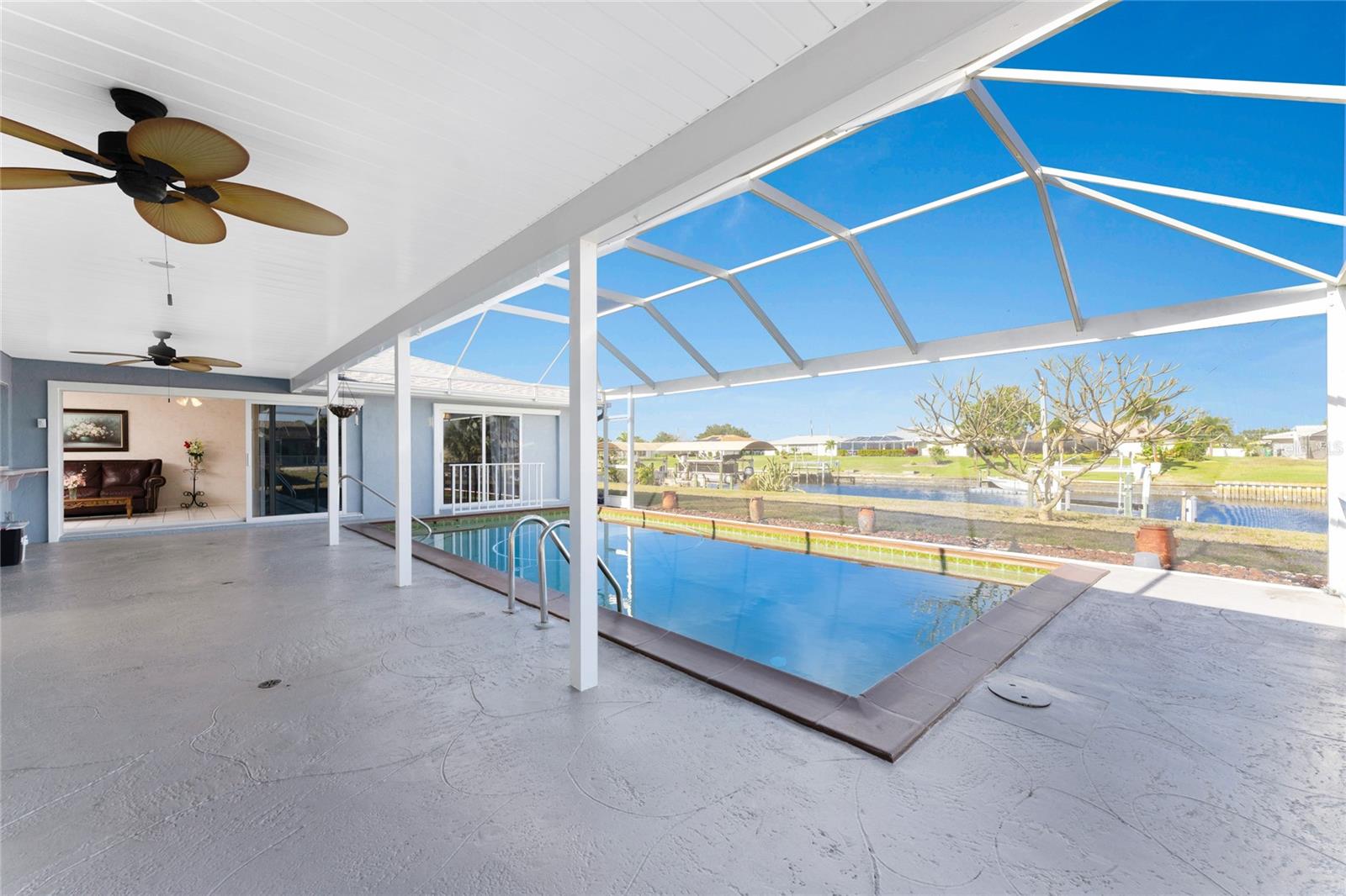 Image 13 of 47 For 782 Spring Lake Boulevard Nw