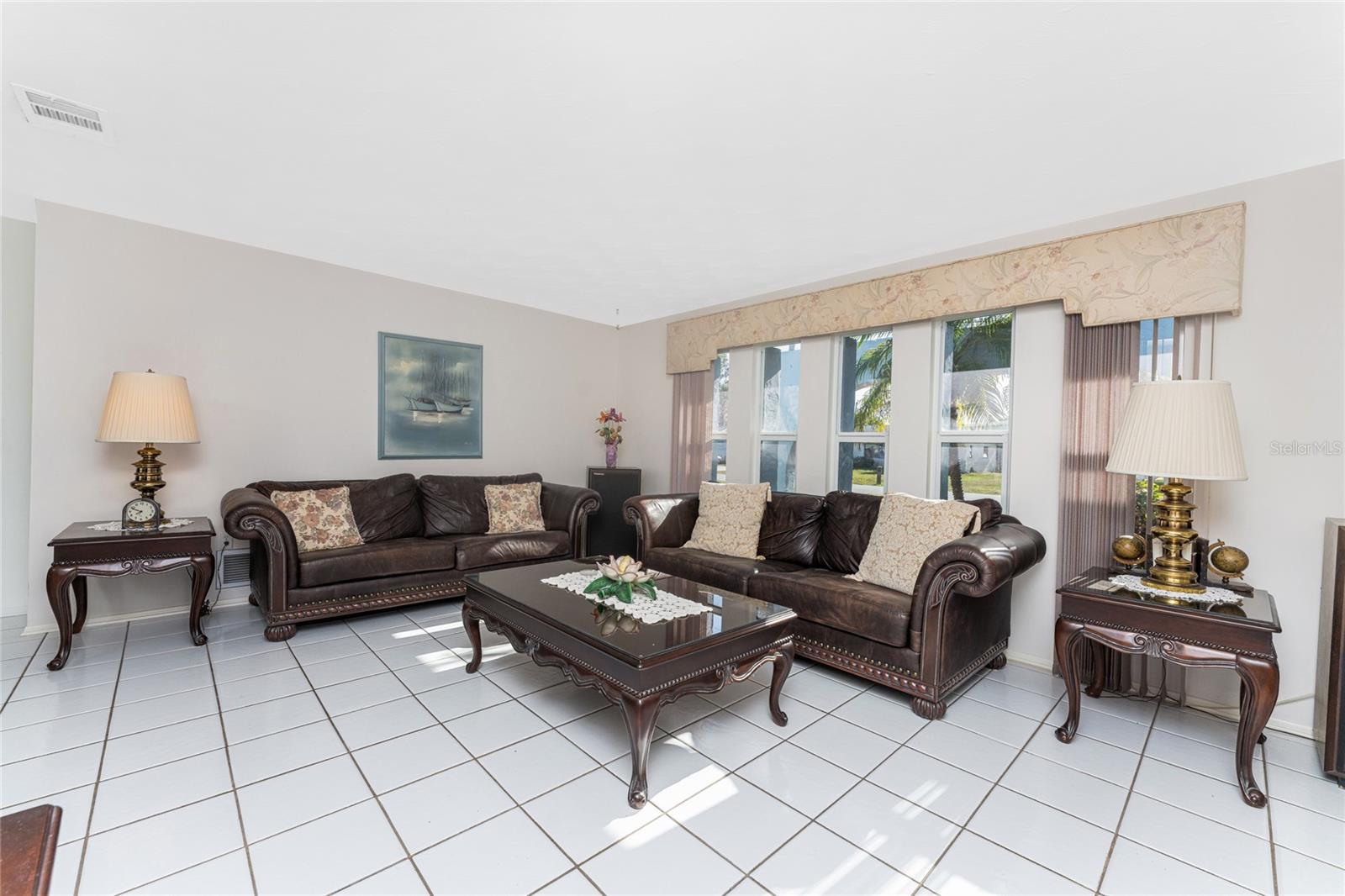 Image 41 of 47 For 782 Spring Lake Boulevard Nw