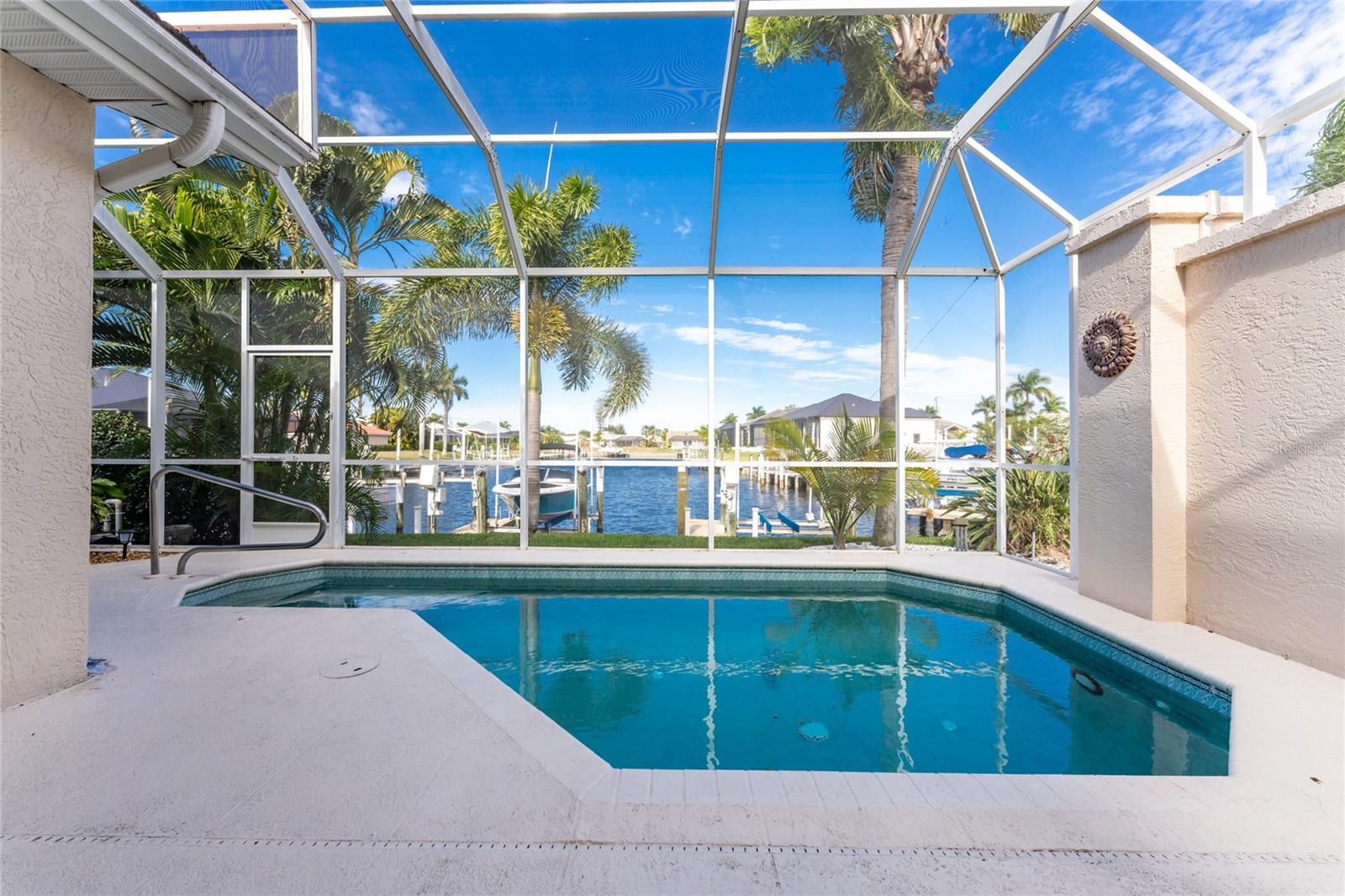 Image 28 of 50 For 814 Via Tripoli  814