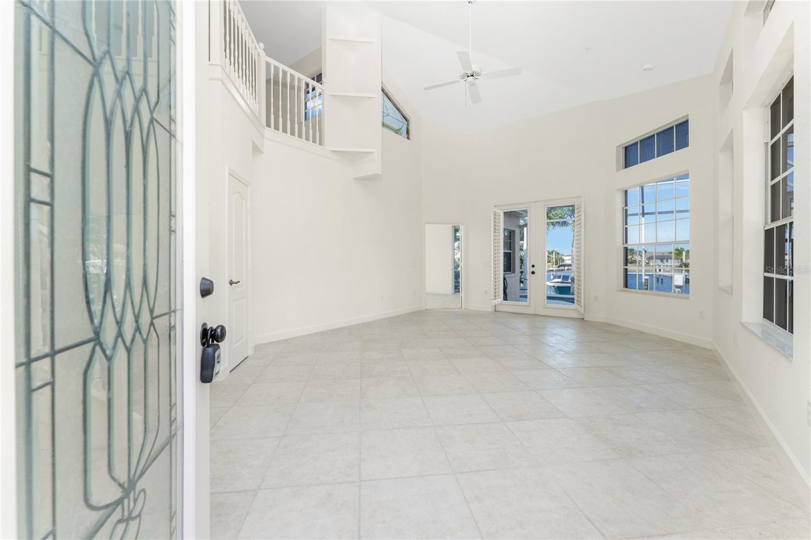 Image 3 of 50 For 814 Via Tripoli  814