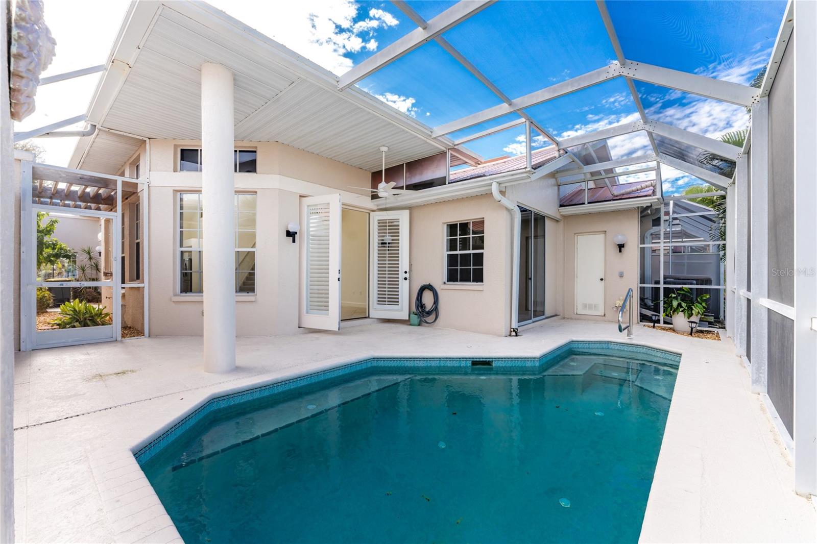 Image 30 of 50 For 814 Via Tripoli  814