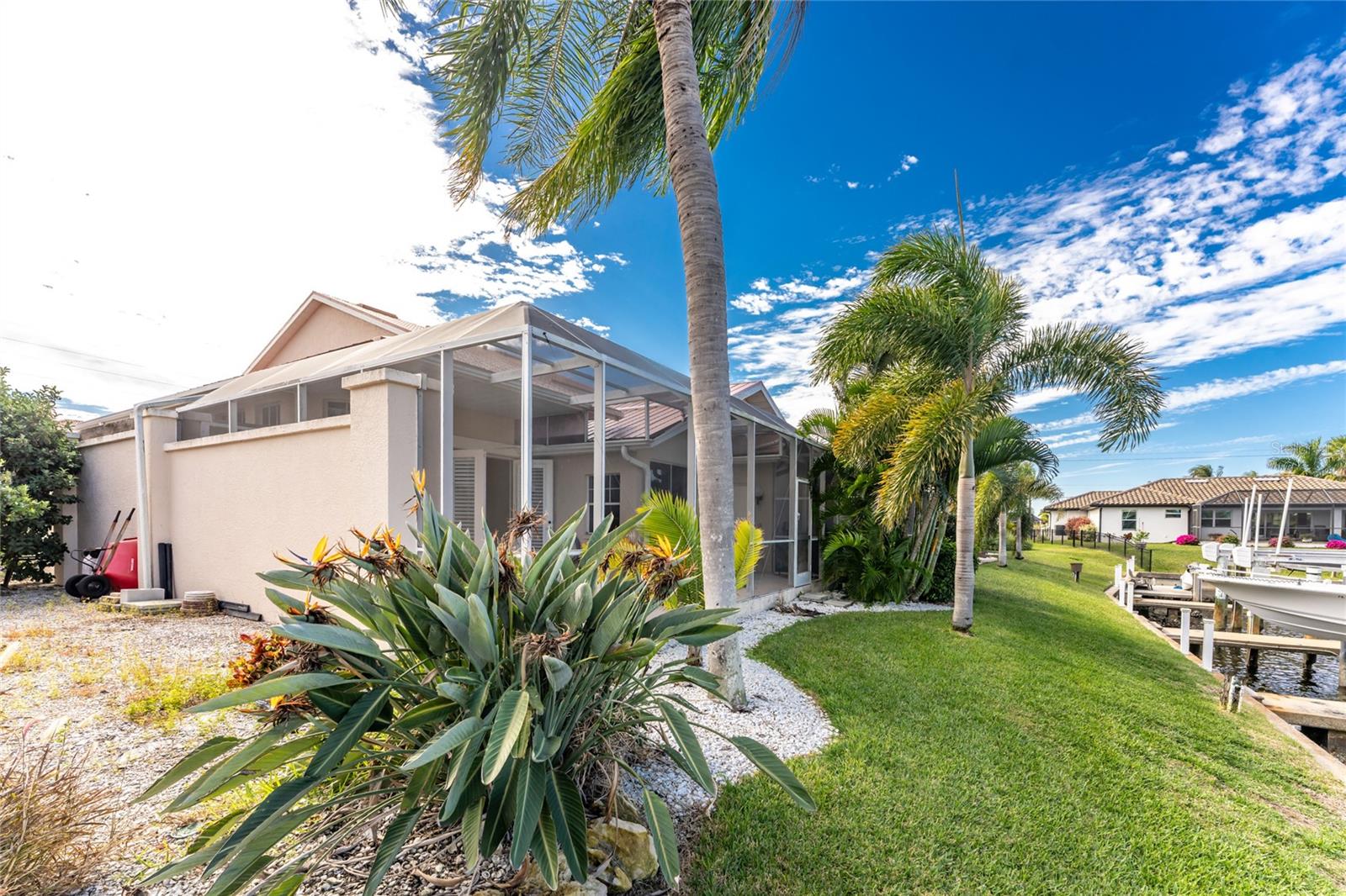 Image 34 of 50 For 814 Via Tripoli  814