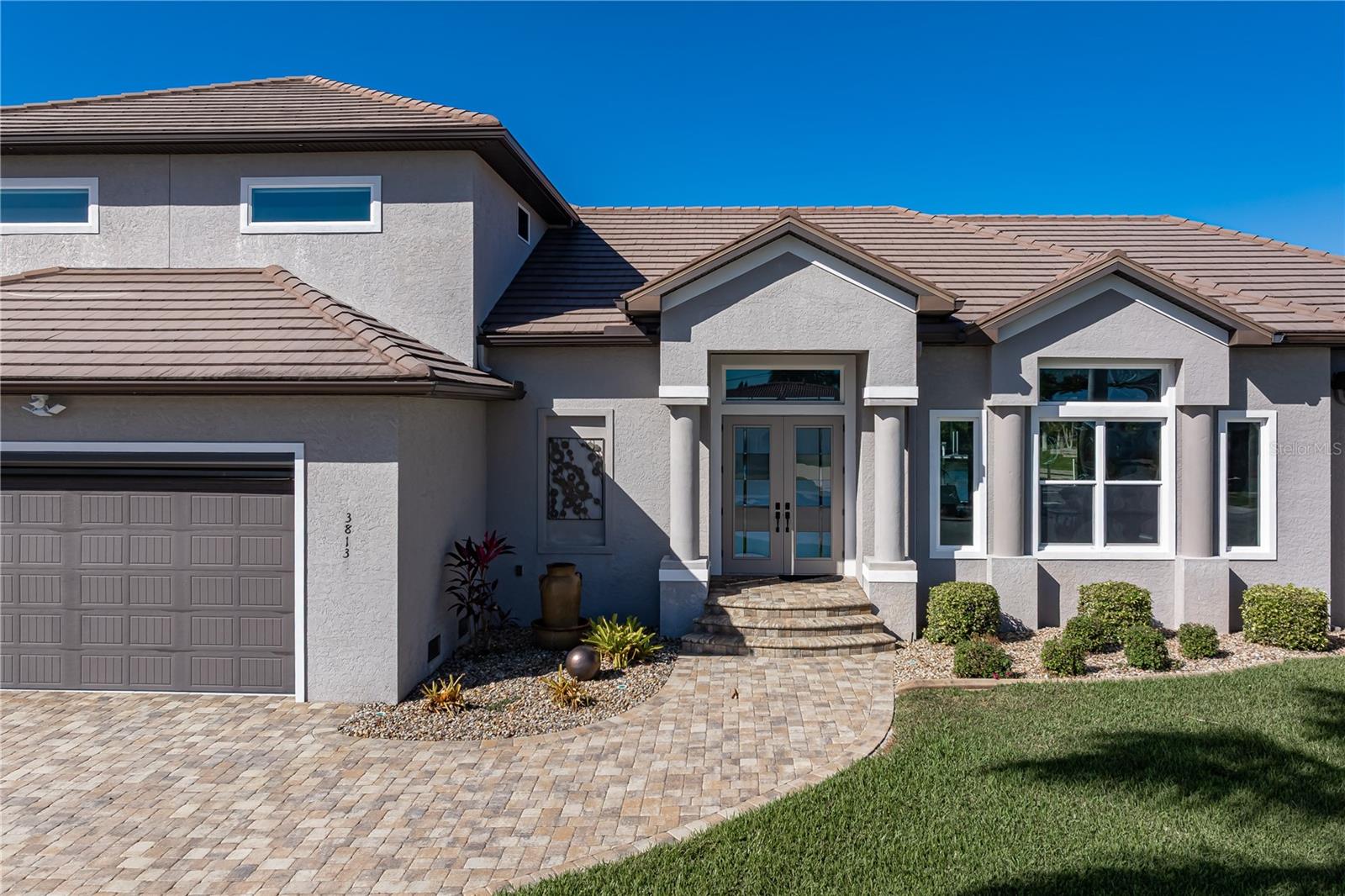 Image 15 of 65 For 3813 San Lorenzo Drive