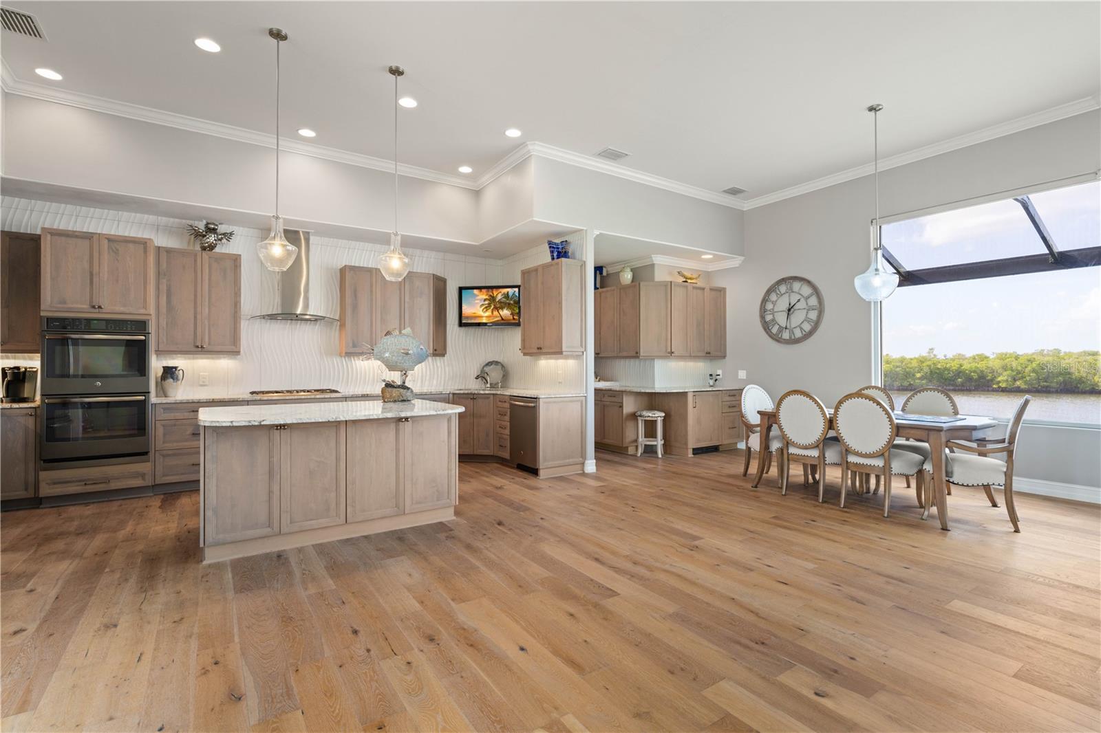 Image 22 of 65 For 3813 San Lorenzo Drive