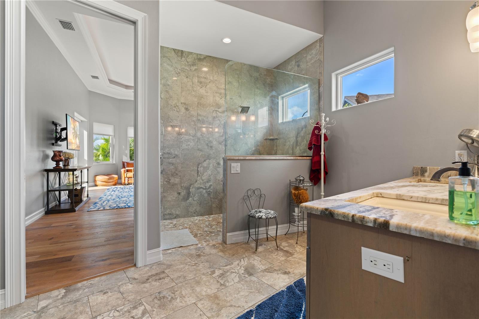 Image 33 of 65 For 3813 San Lorenzo Drive