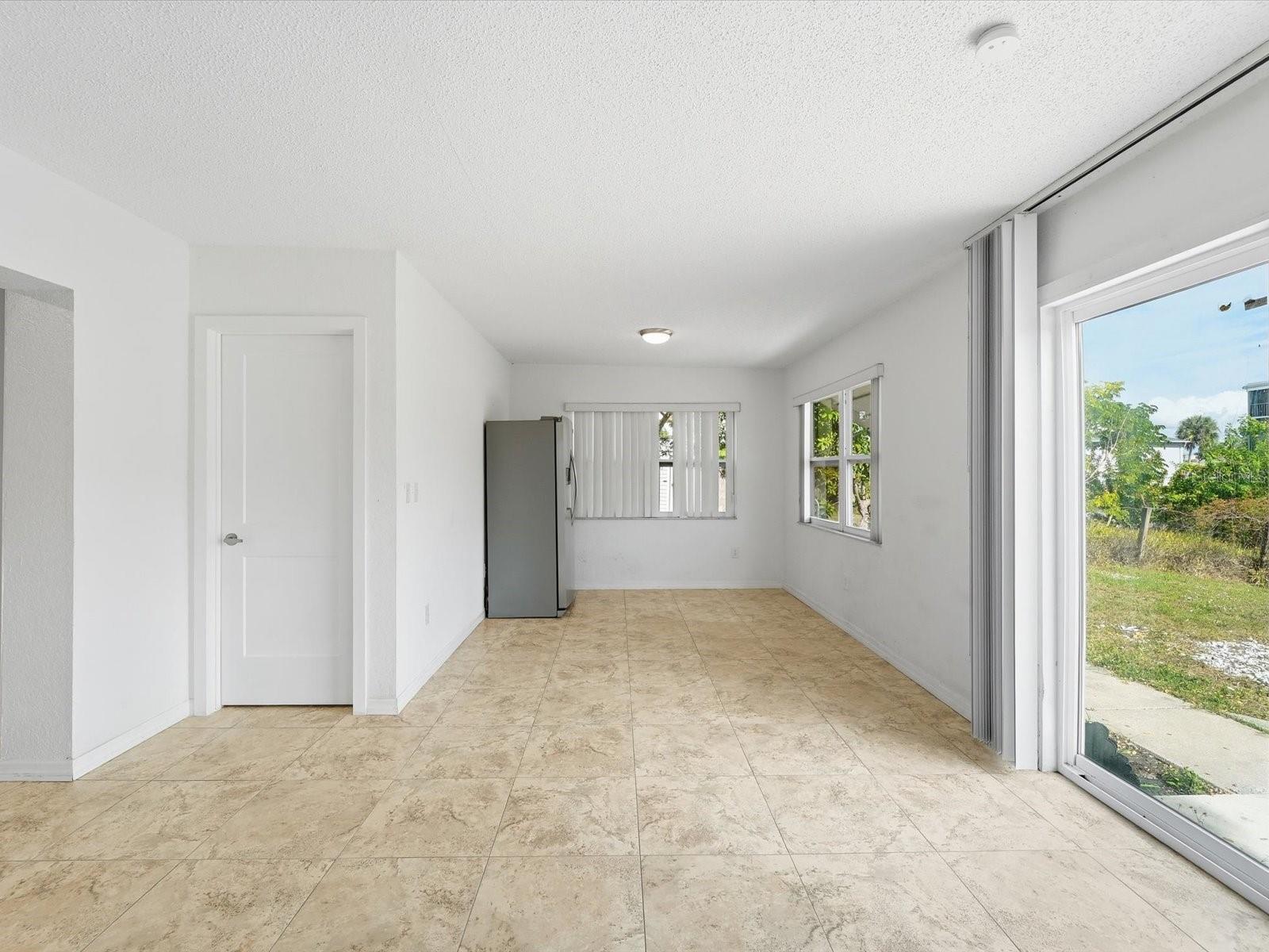 Image 12 of 31 For 2488 Elkcam Boulevard