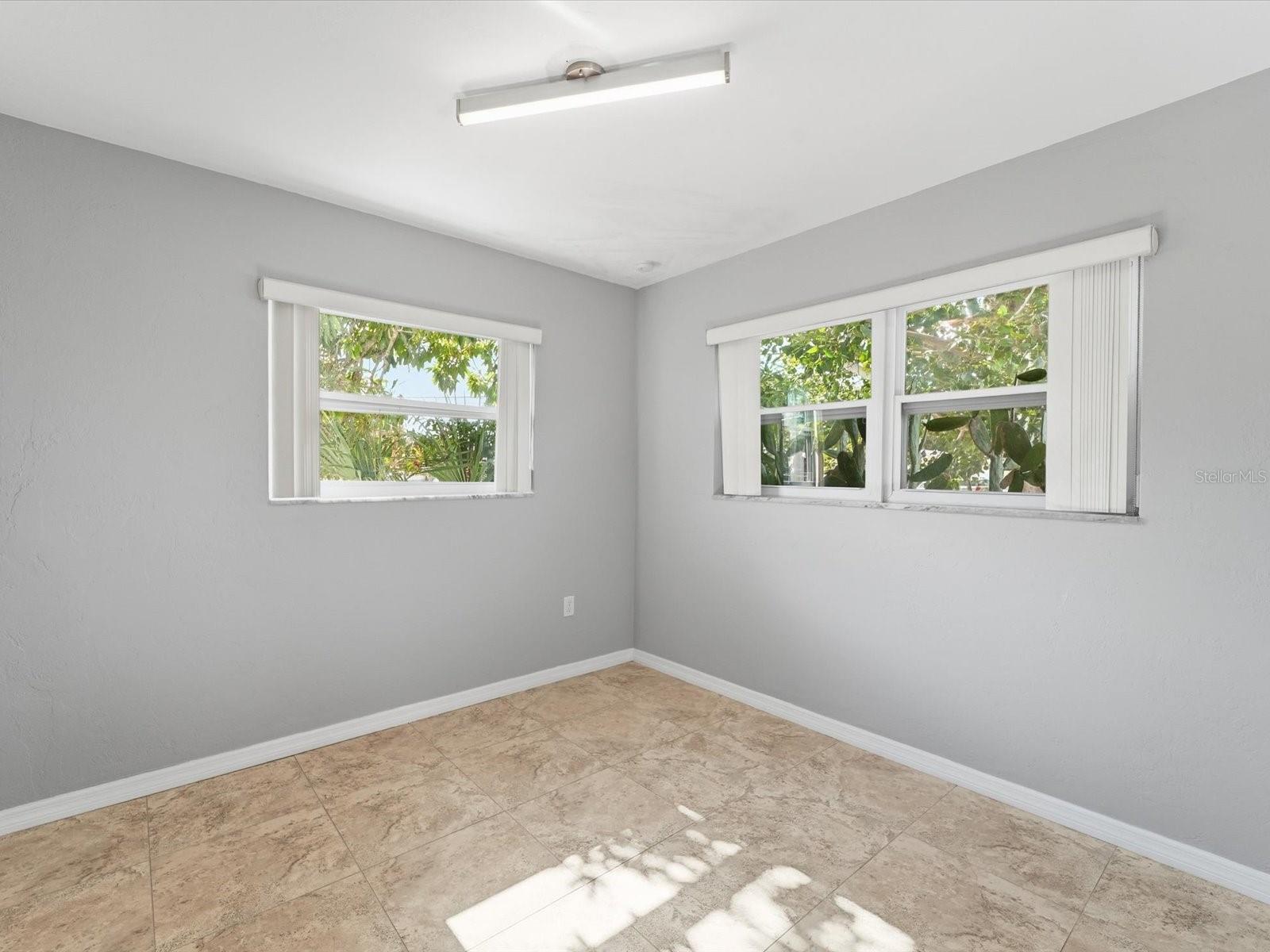 Image 21 of 31 For 2488 Elkcam Boulevard