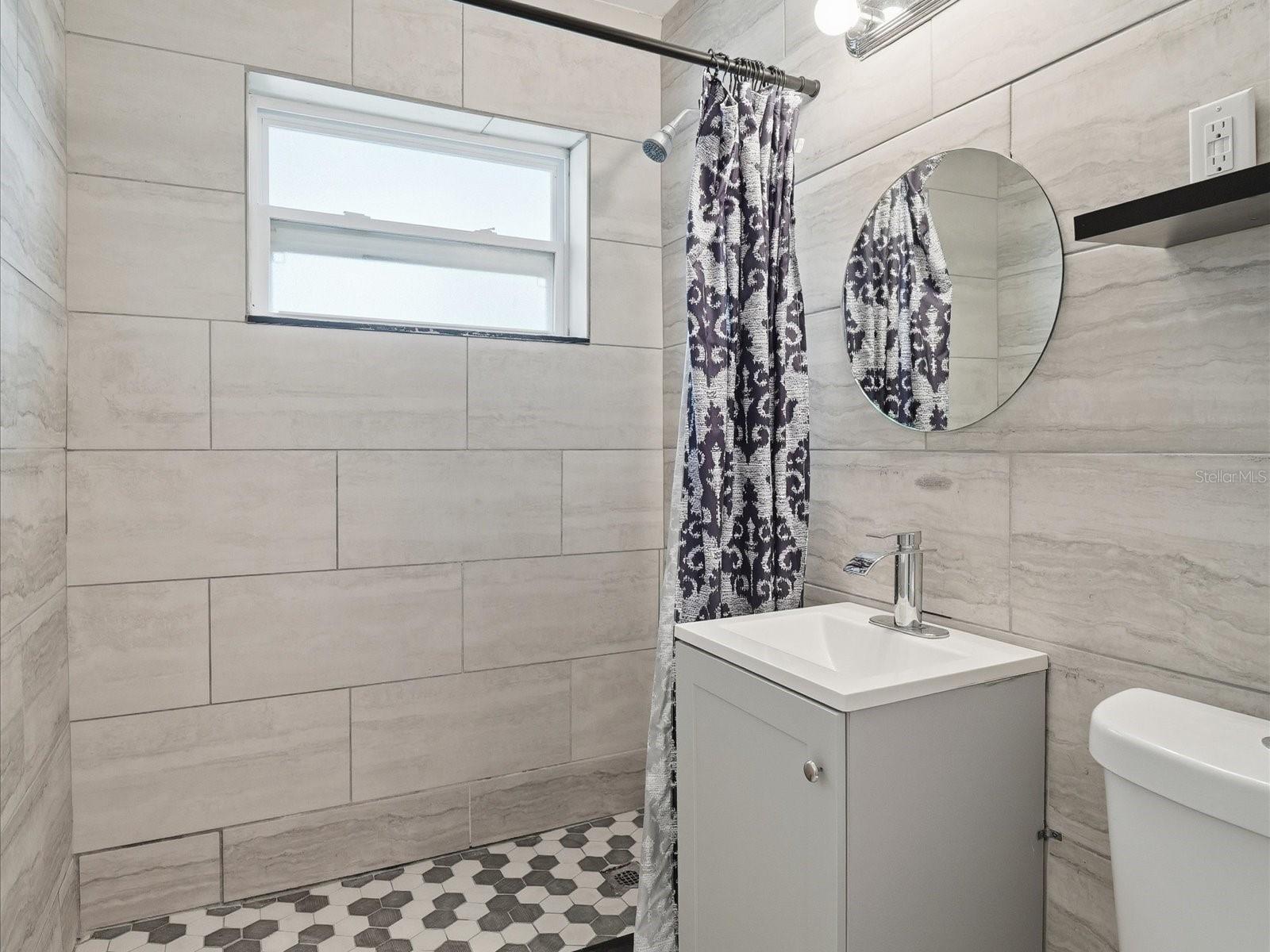 Image 22 of 31 For 2488 Elkcam Boulevard