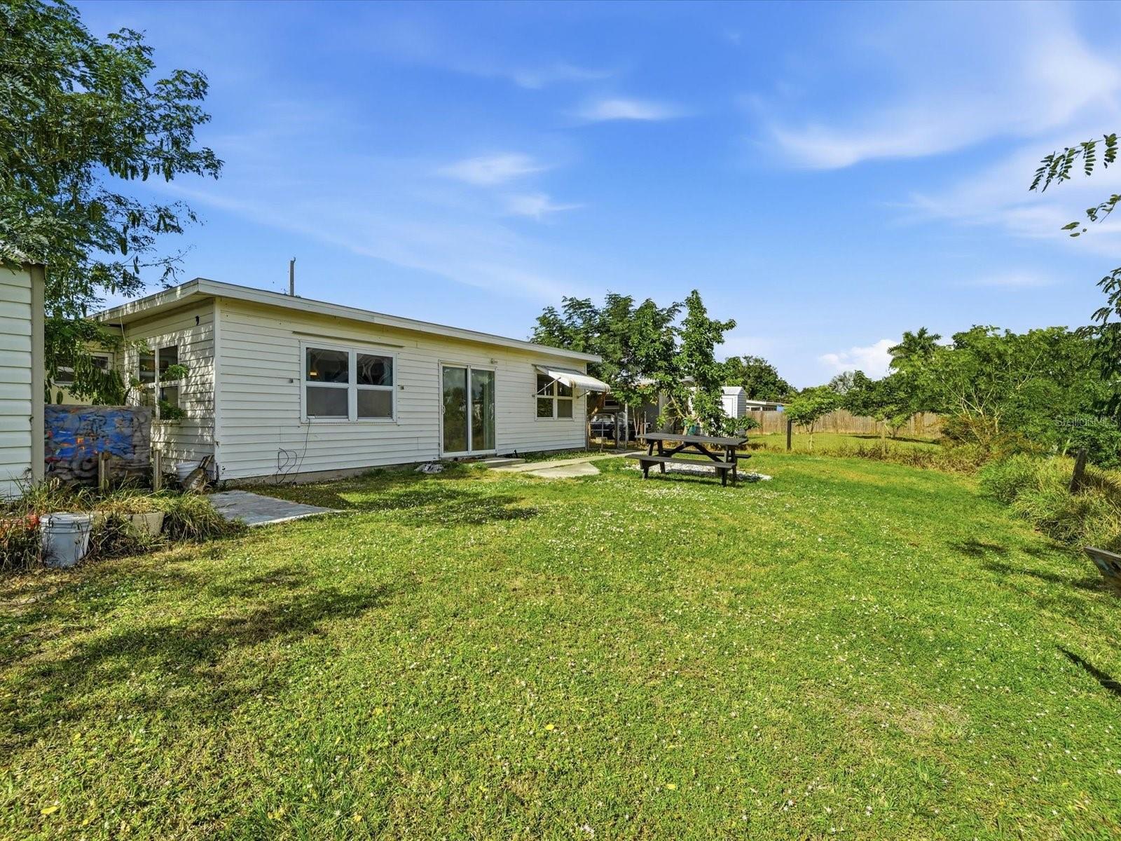 Image 28 of 31 For 2488 Elkcam Boulevard