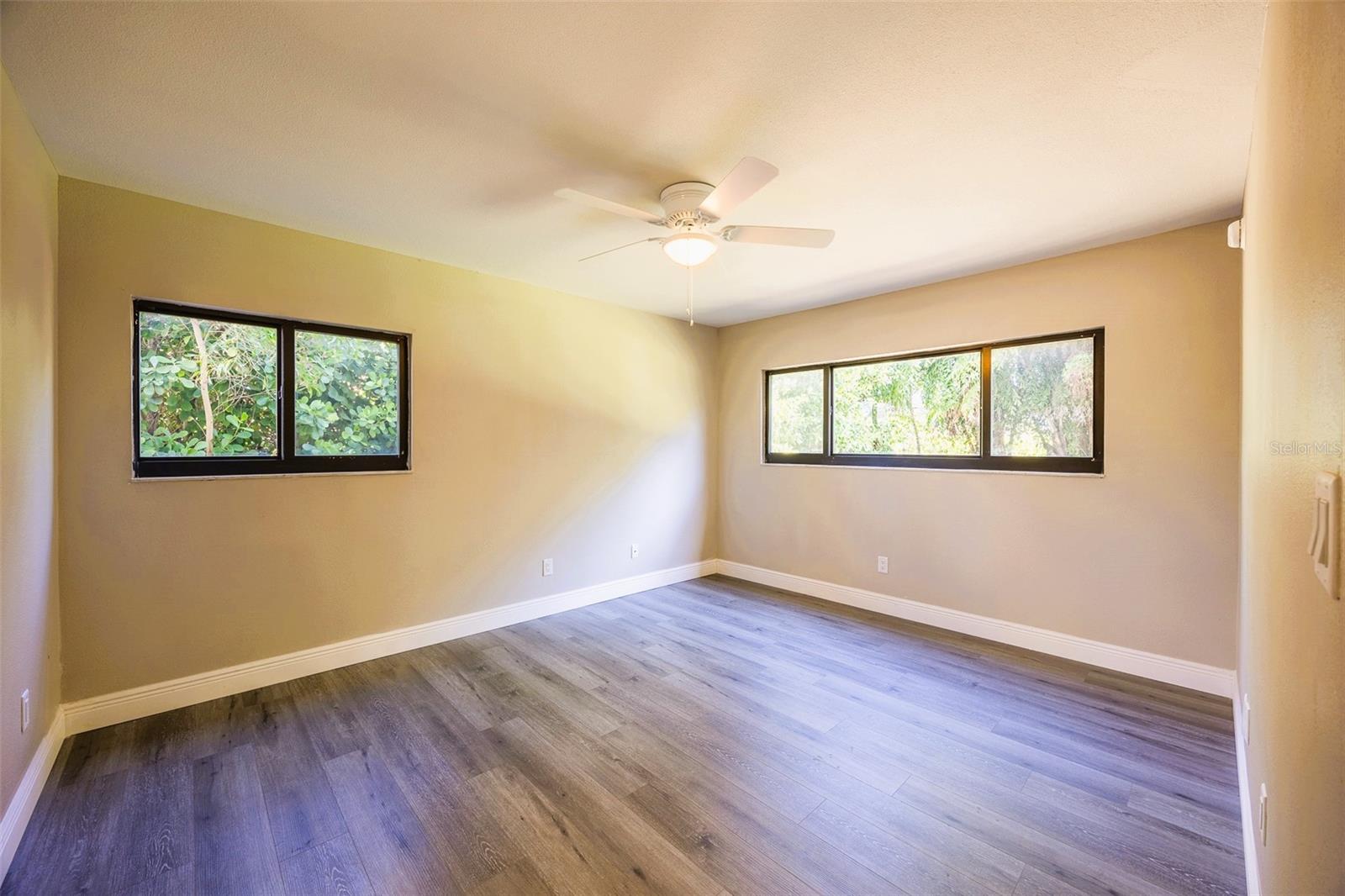 Image 19 of 29 For 17426 Birchwood Lane 2