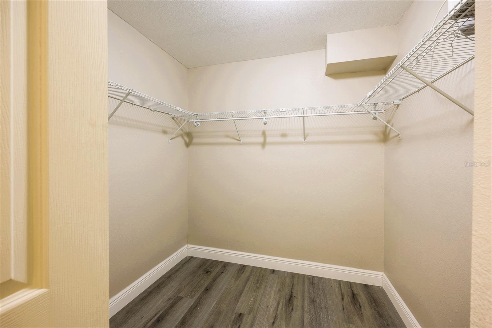 Image 22 of 29 For 17426 Birchwood Lane 2