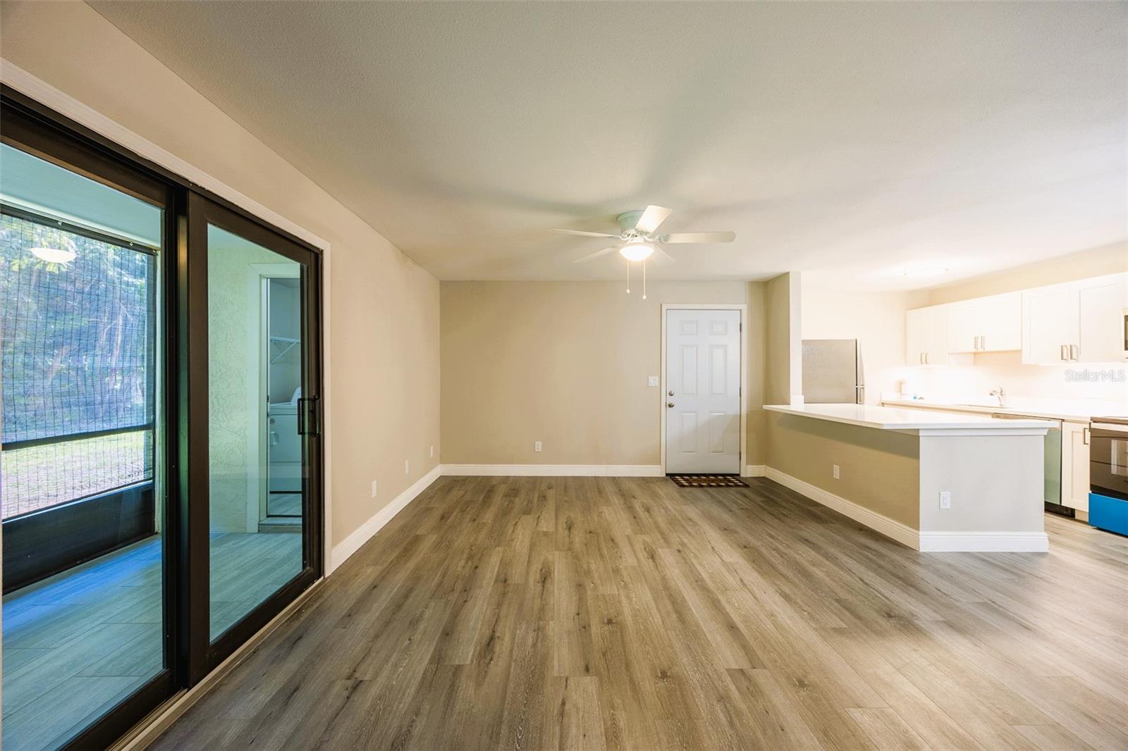 Image 9 of 29 For 17426 Birchwood Lane 2