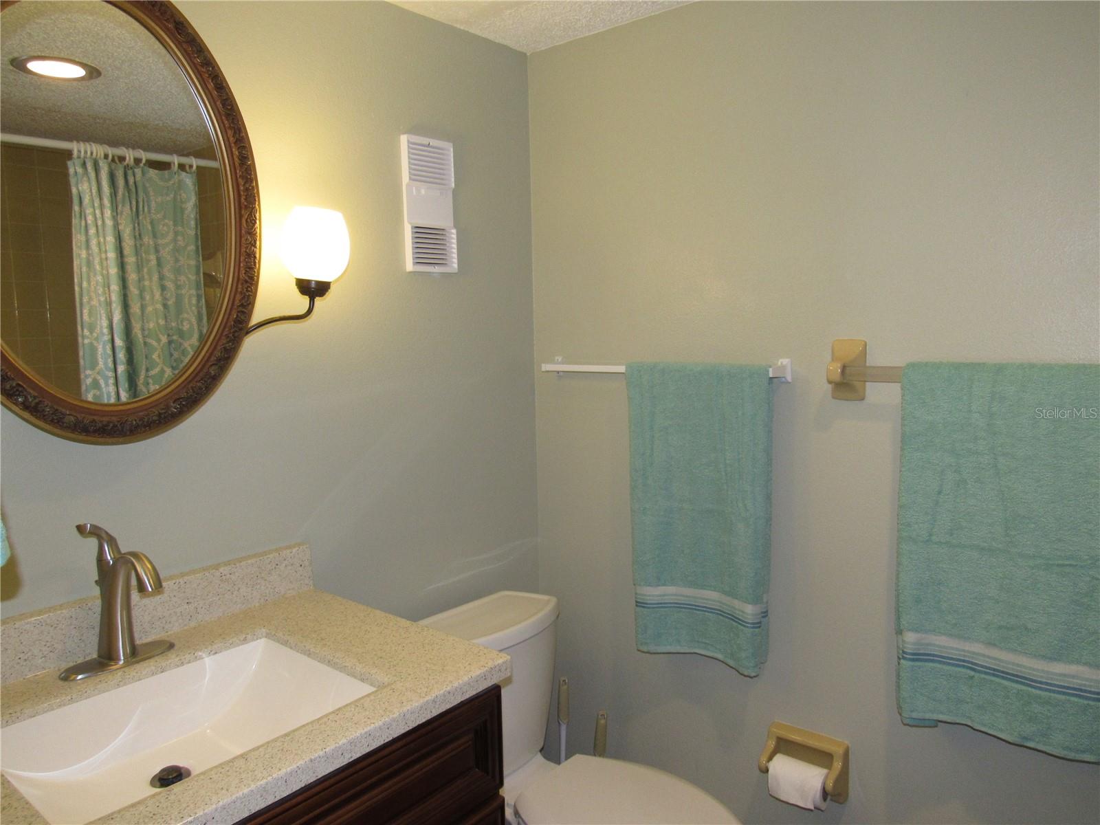 Image 21 of 37 For 2300 Aaron Street 209