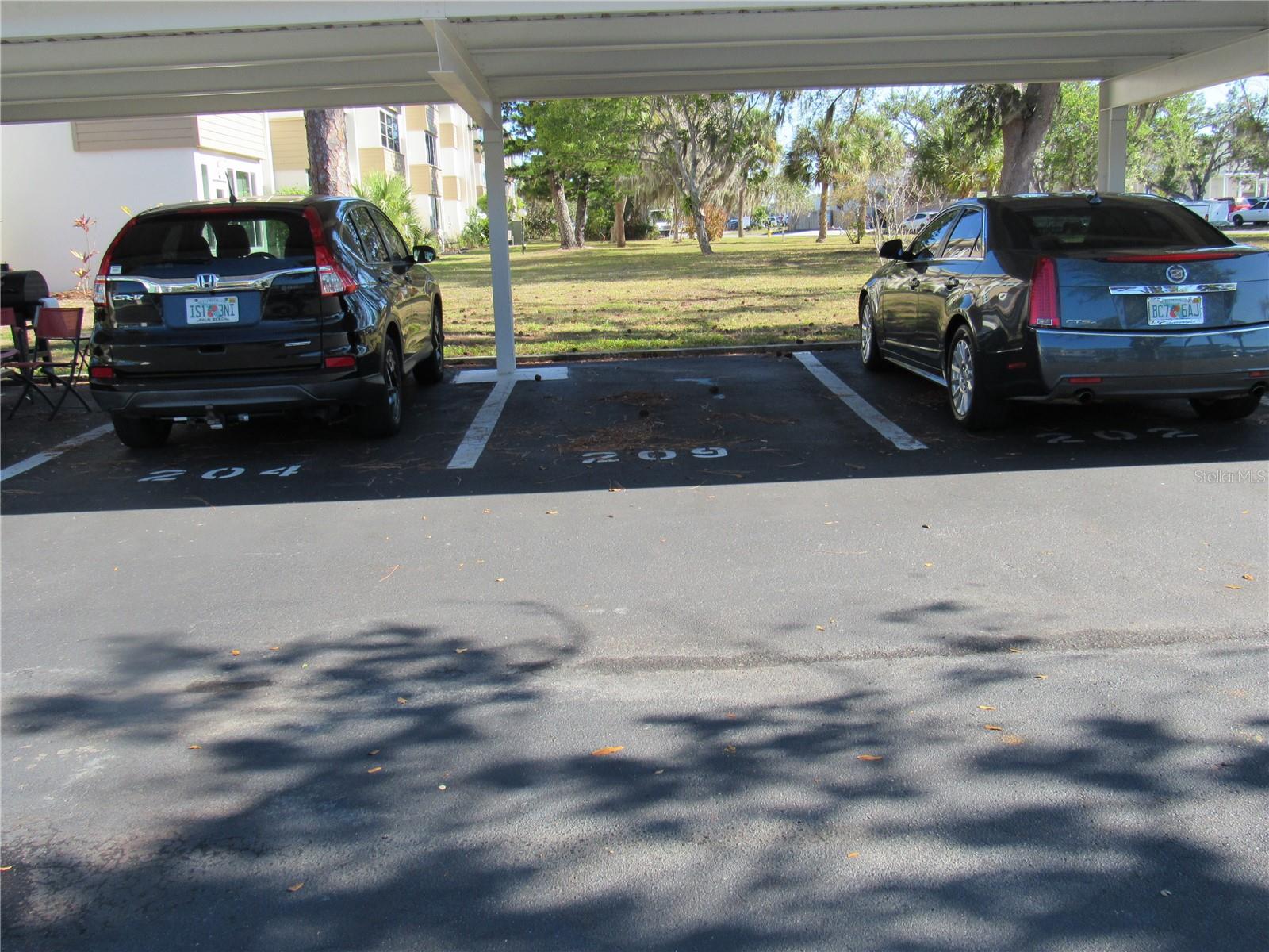 Image 22 of 37 For 2300 Aaron Street 209