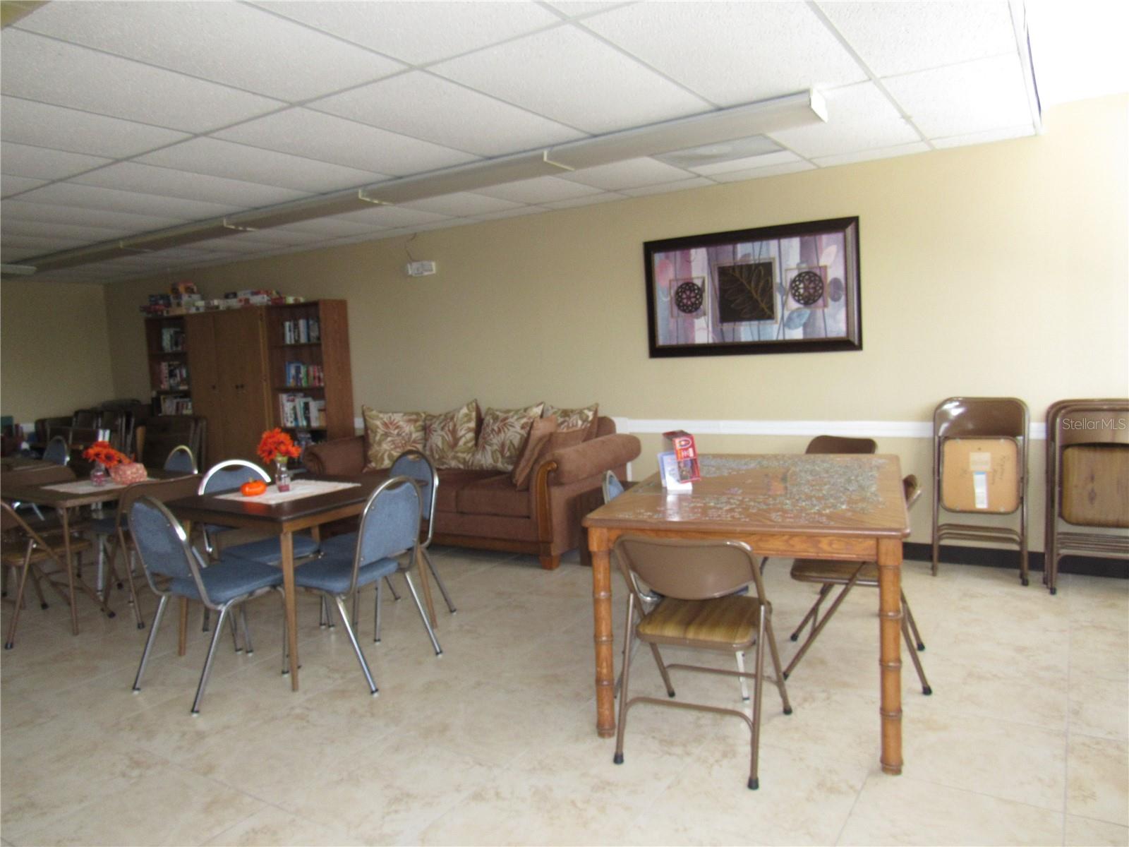 Image 28 of 37 For 2300 Aaron Street 209