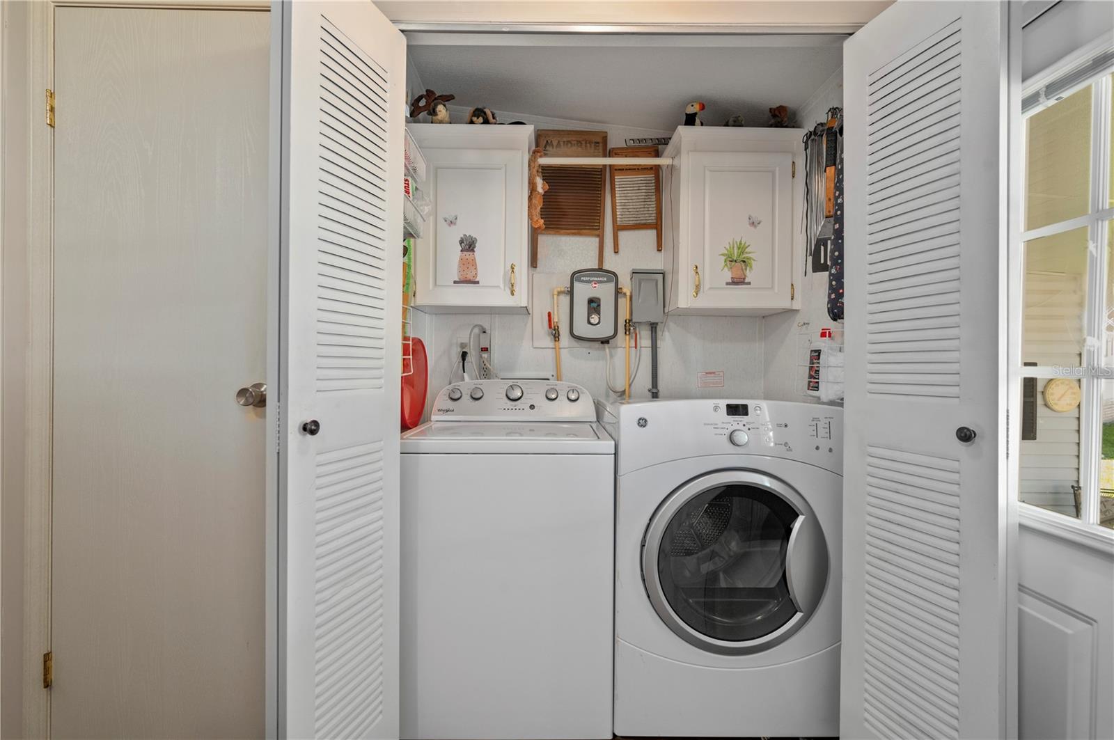 Image 23 of 56 For 1000 Kings Highway 133