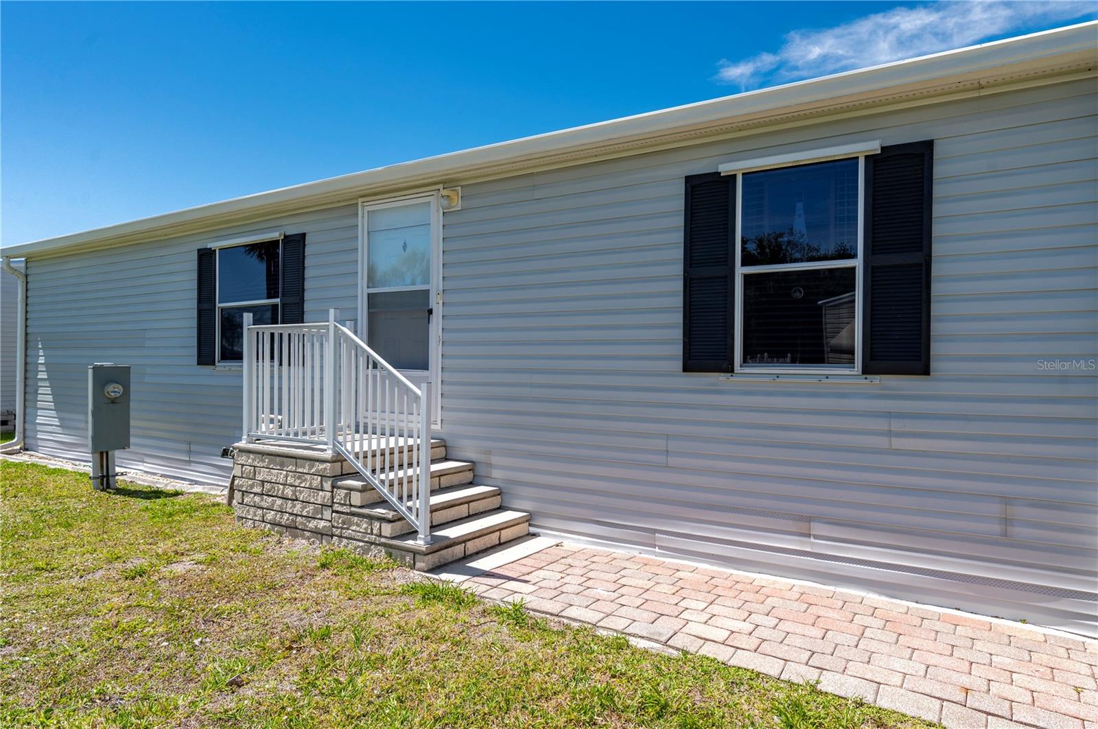 Image 27 of 56 For 1000 Kings Highway 133