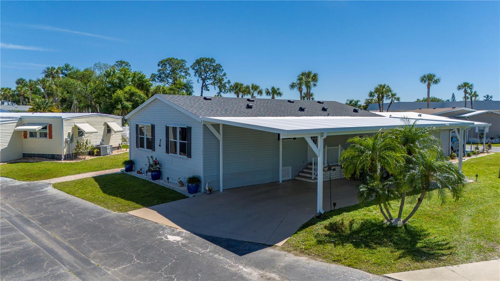 Image 34 of 56 For 1000 Kings Highway 133