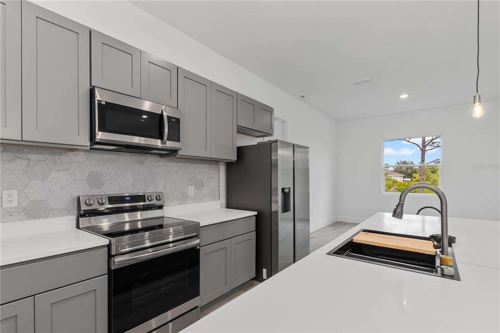 Image 12 of 42 For 13514 Keystone Boulevard