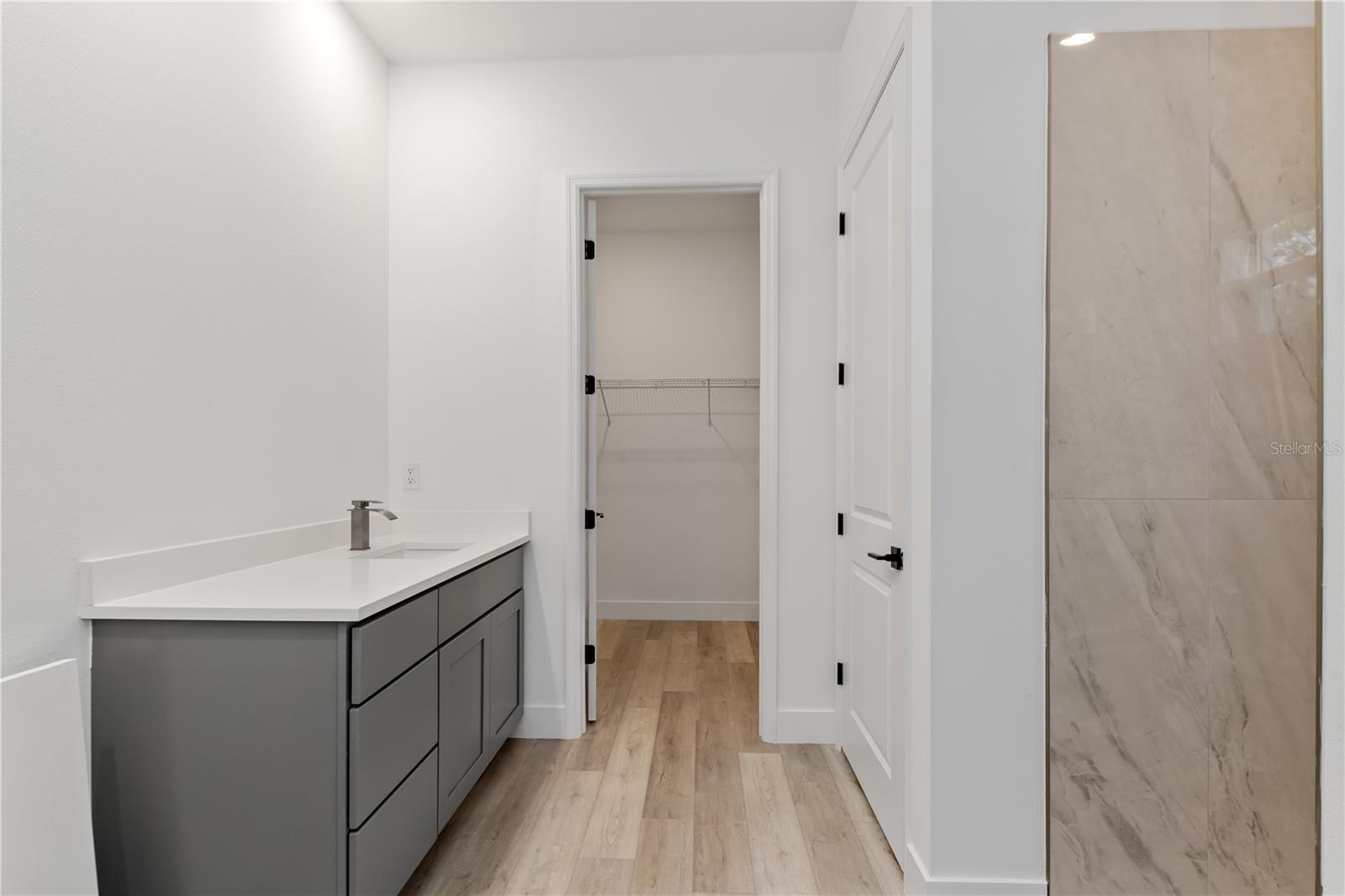 Image 19 of 42 For 13514 Keystone Boulevard