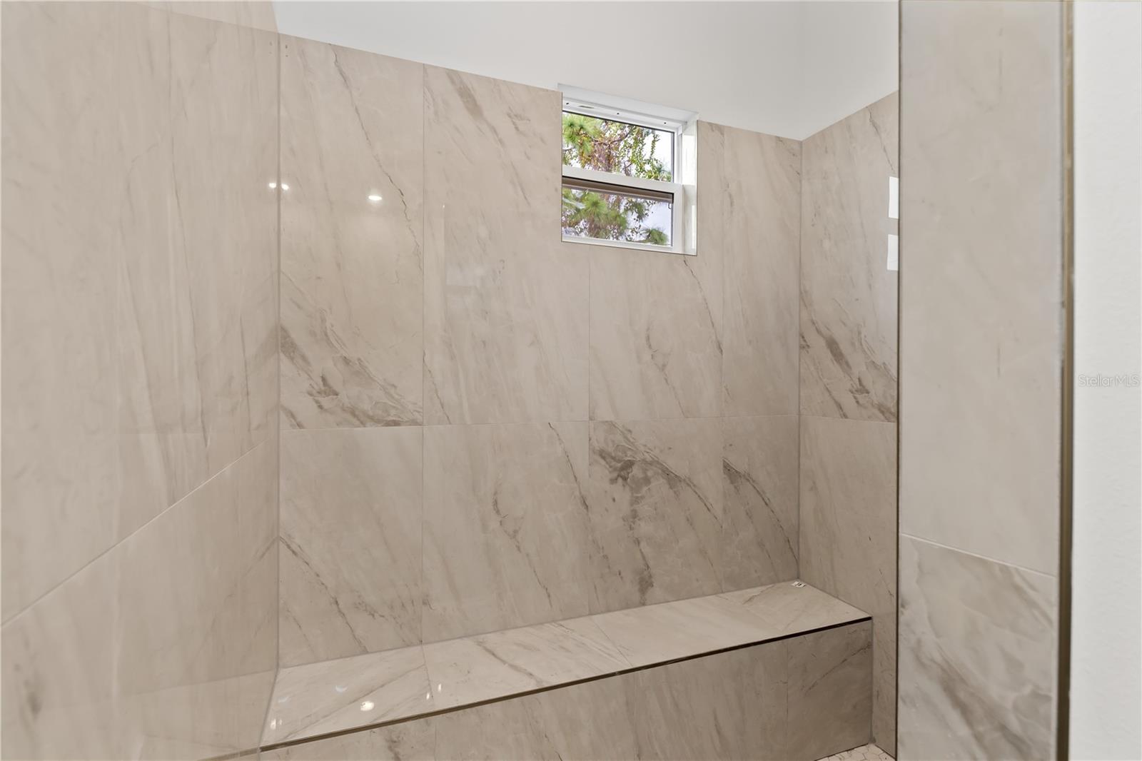 Image 21 of 42 For 13514 Keystone Boulevard