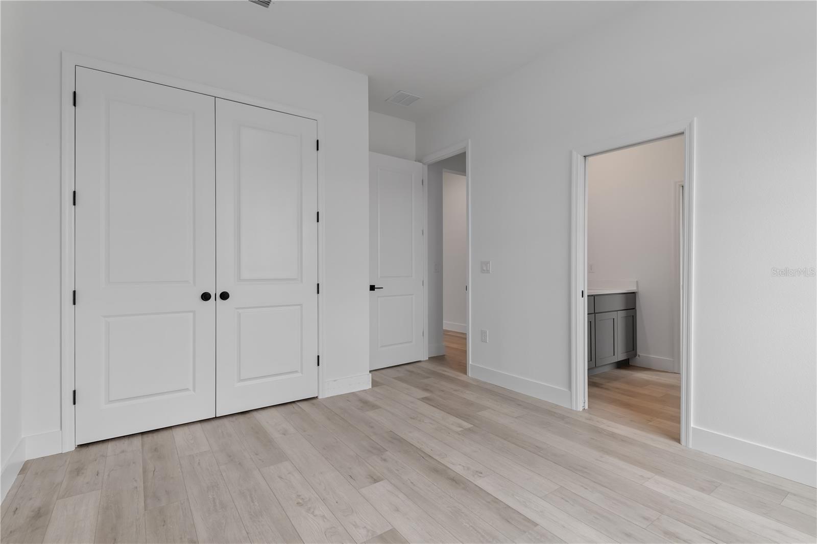 Image 25 of 42 For 13514 Keystone Boulevard