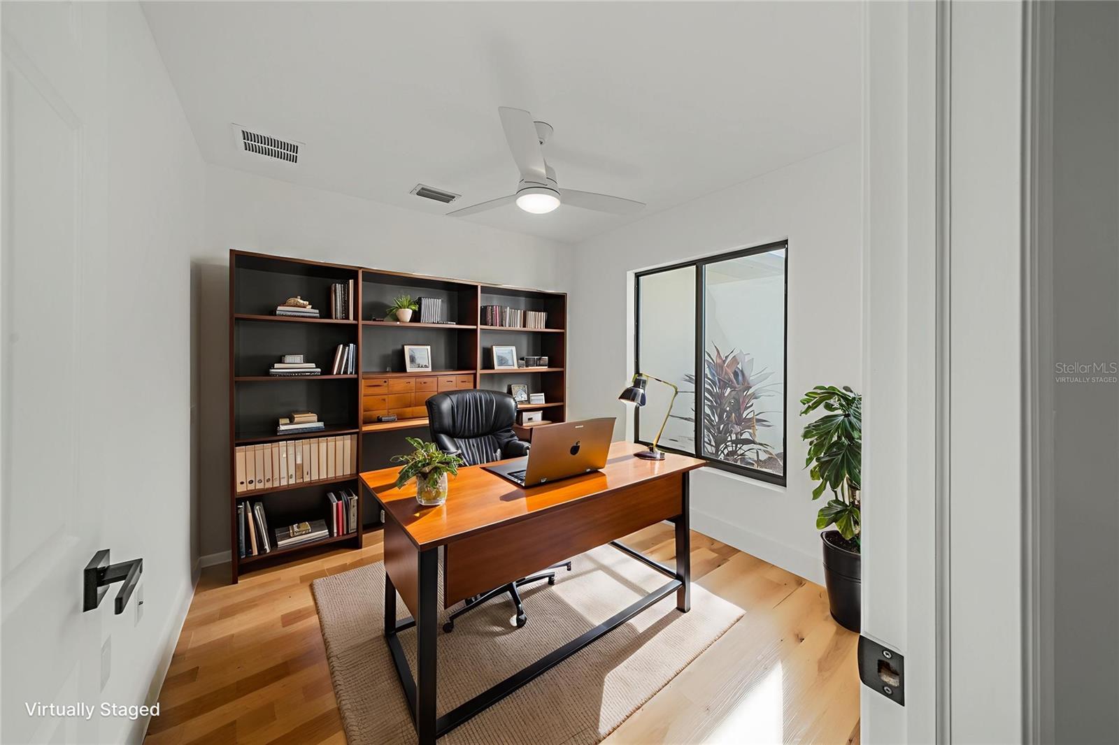 Image 8 of 23 For 15460 Chamberlain Boulevard