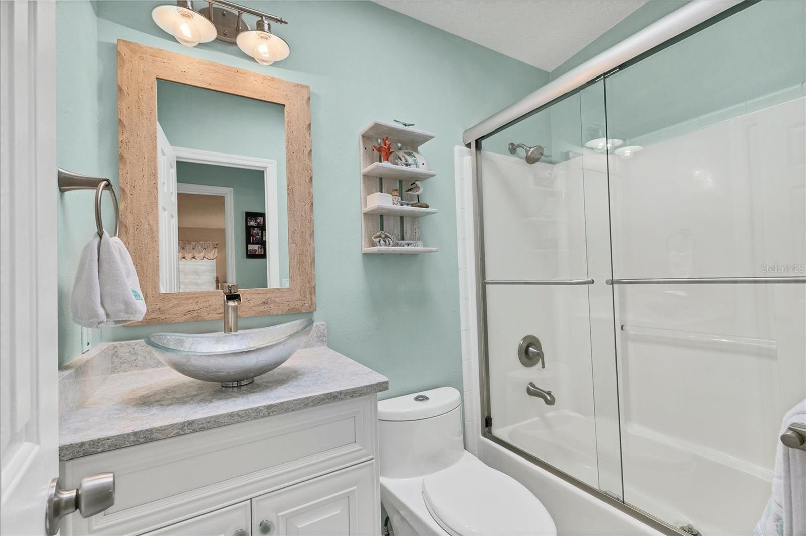 Image 22 of 40 For 6031 Shearwater Drive